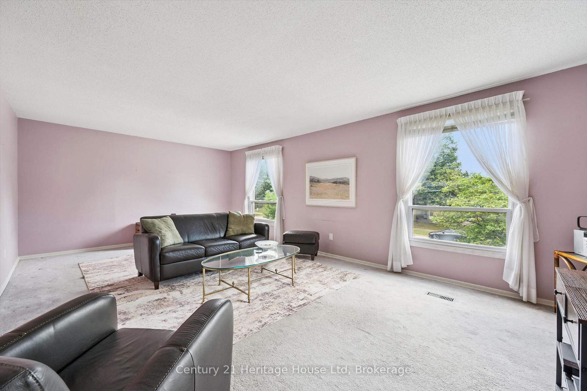Photo 11 of 173 Janefield Avenue, Guelph, Dovercliffe Park/Old University — HOMEH