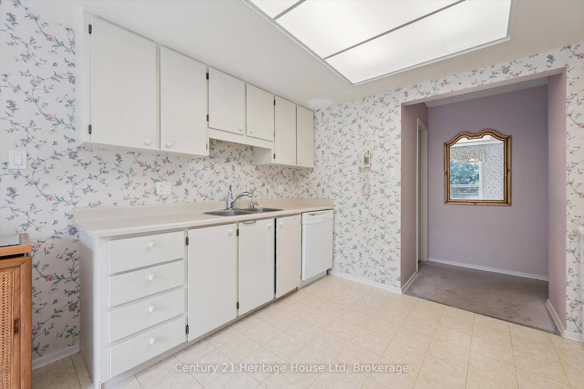 Photo 14 of 173 Janefield Avenue, Guelph, Dovercliffe Park/Old University — HOMEH