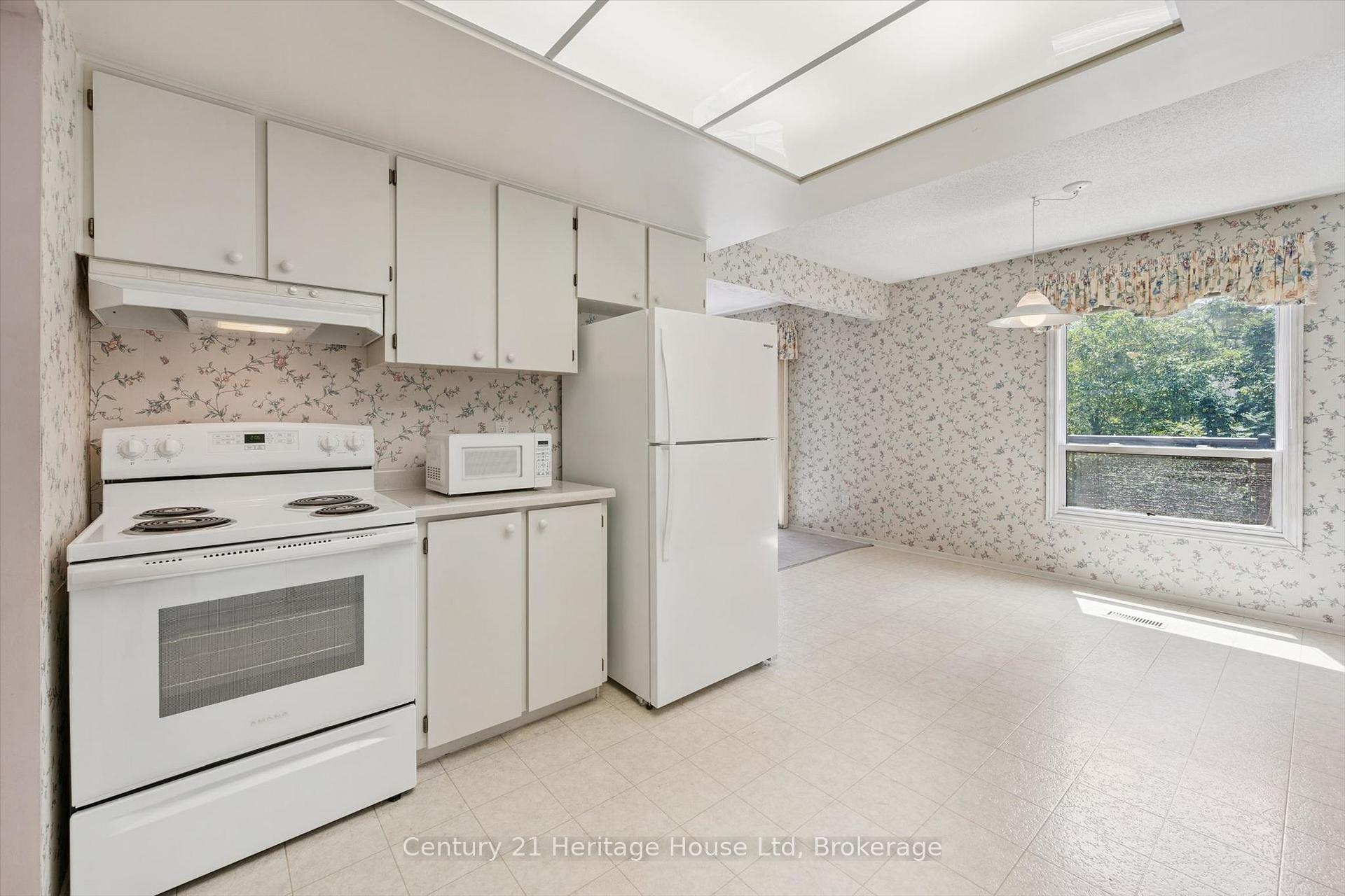 Photo 16 of 173 Janefield Avenue, Guelph, Dovercliffe Park/Old University — HOMEH