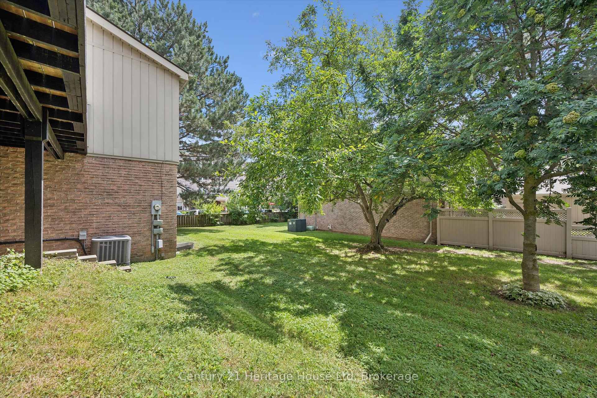 Photo 39 of 173 Janefield Avenue, Guelph, Dovercliffe Park/Old University — HOMEH