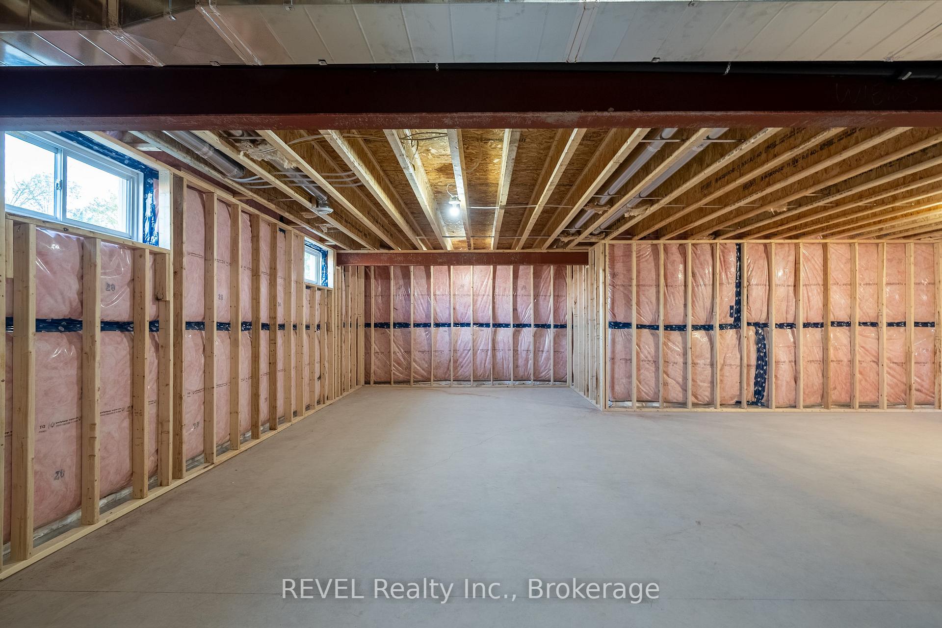 Photo 34 of 20 Anchor Road, Thorold, Port Robinson — HOMEH