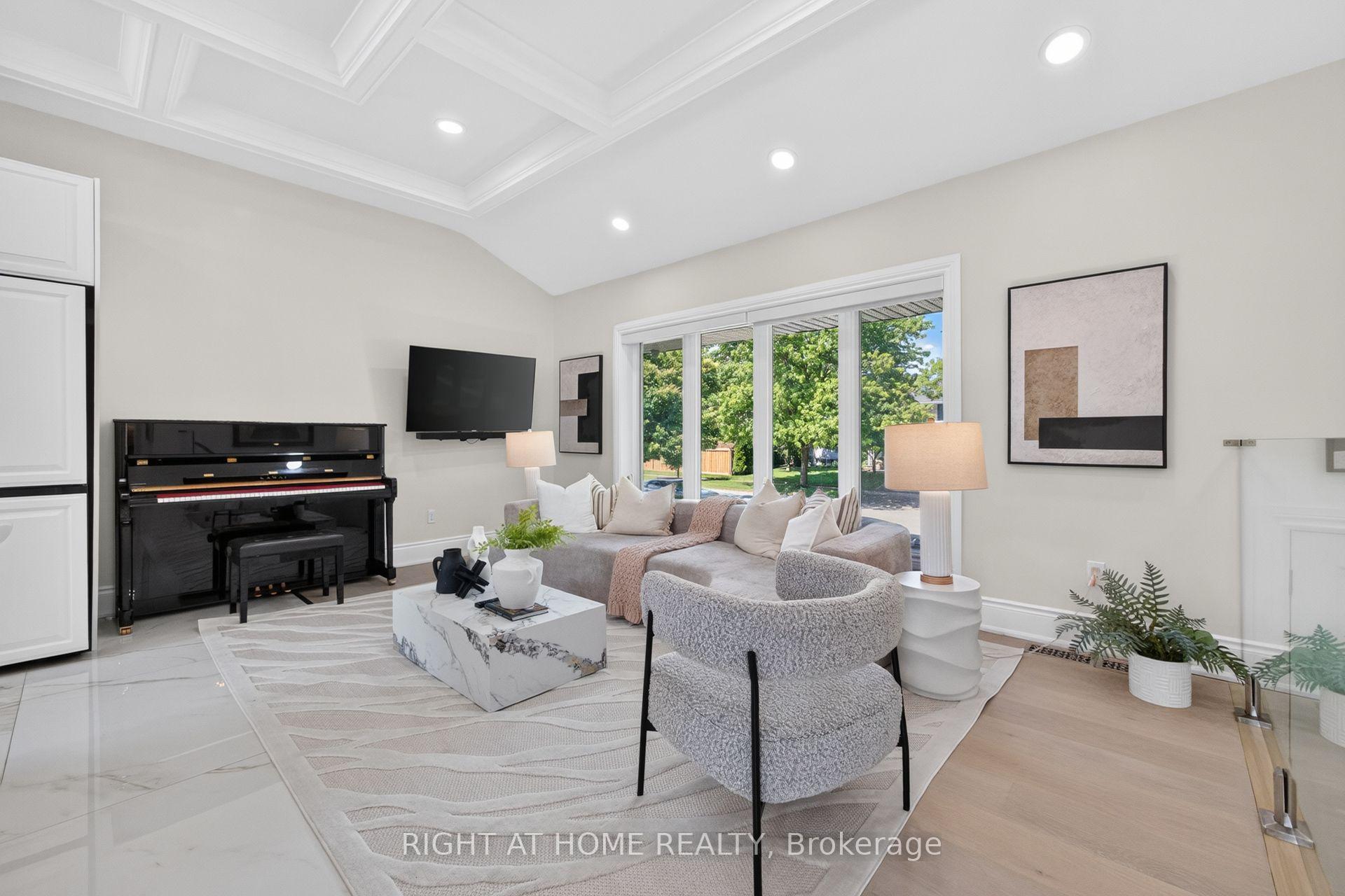 Photo 6 of 534 Rosedale Crescent, Burlington, Roseland — HOMEH