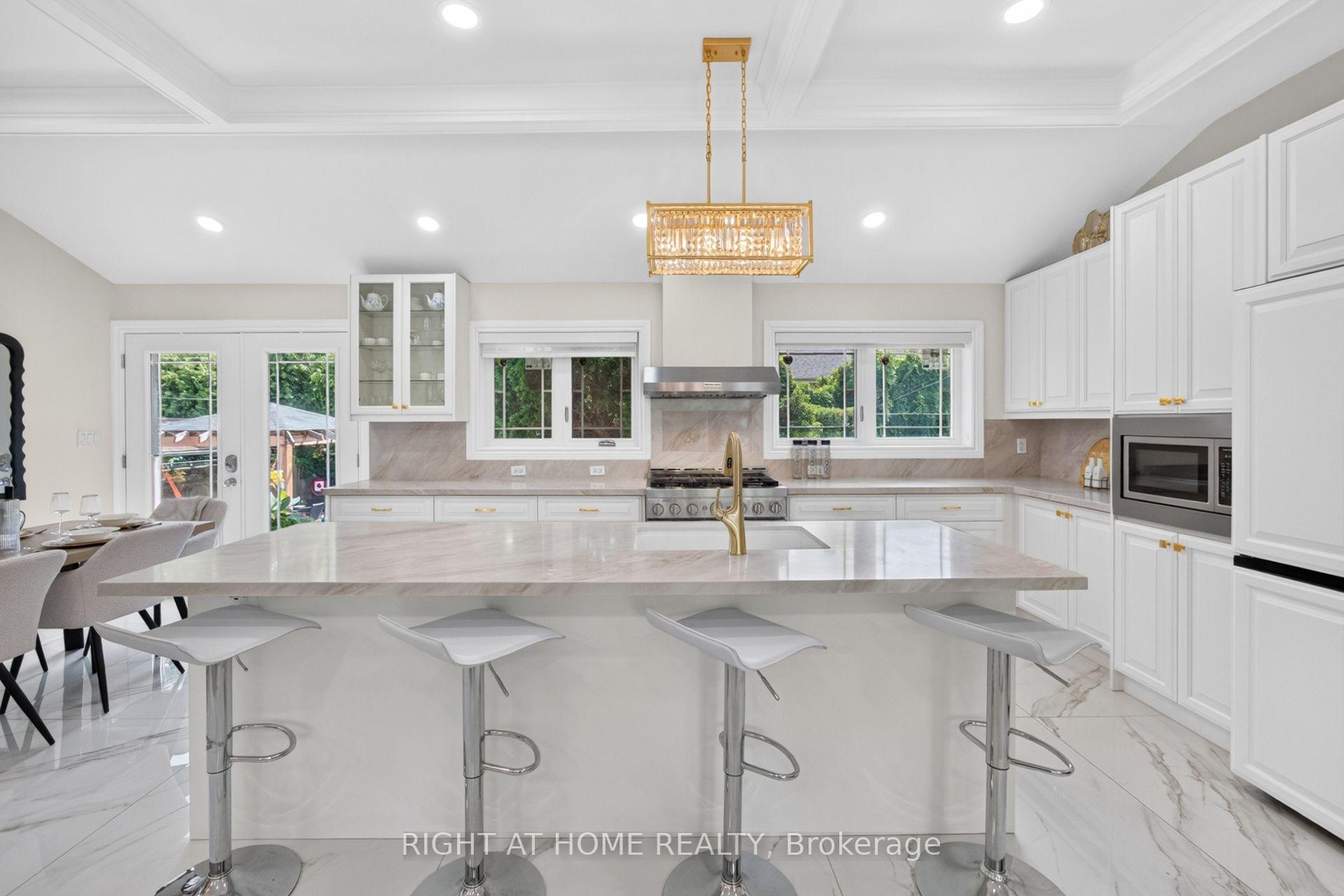 Photo 13 of 534 Rosedale Crescent, Burlington, Roseland — HOMEH