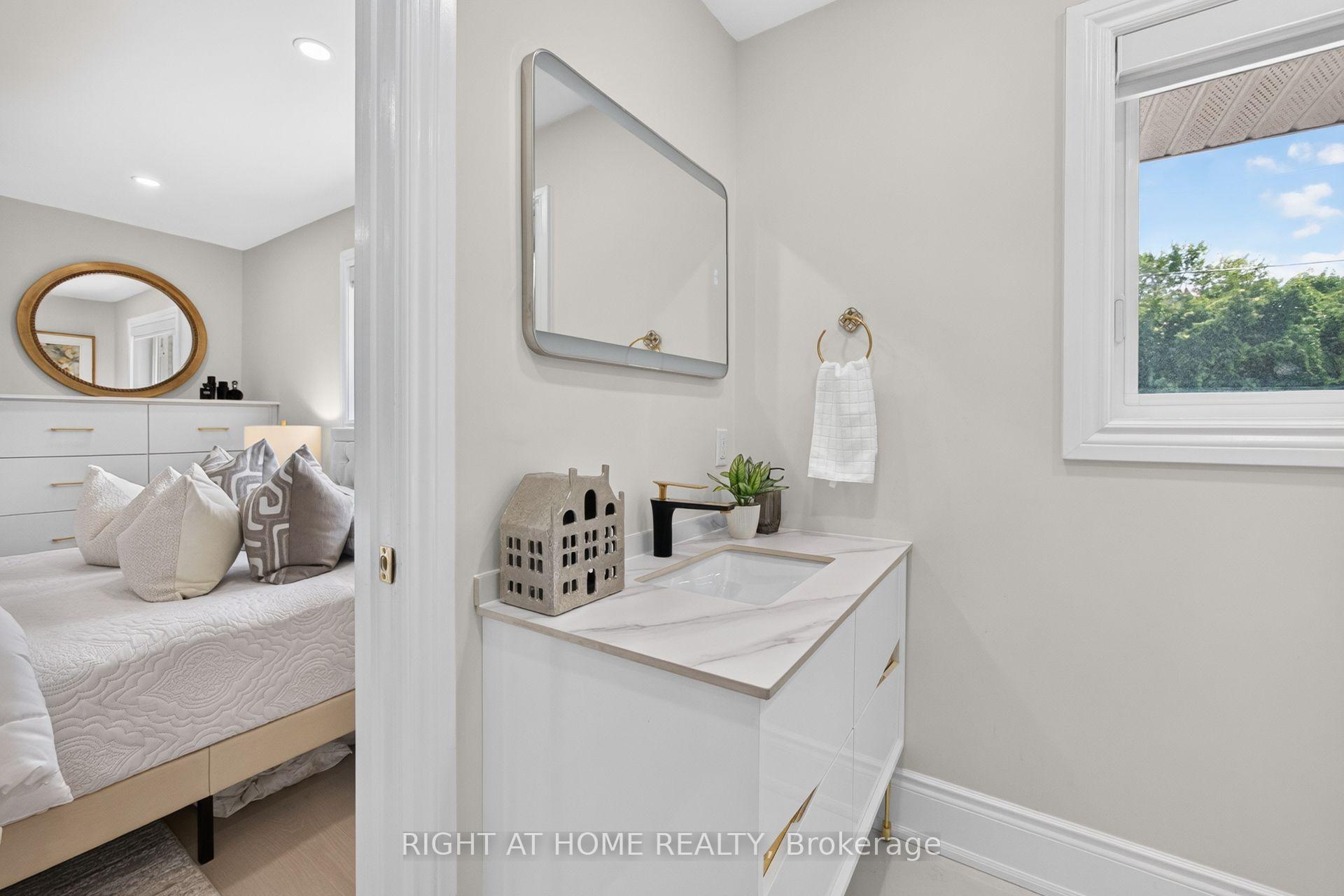 Photo 27 of 534 Rosedale Crescent, Burlington, Roseland — HOMEH