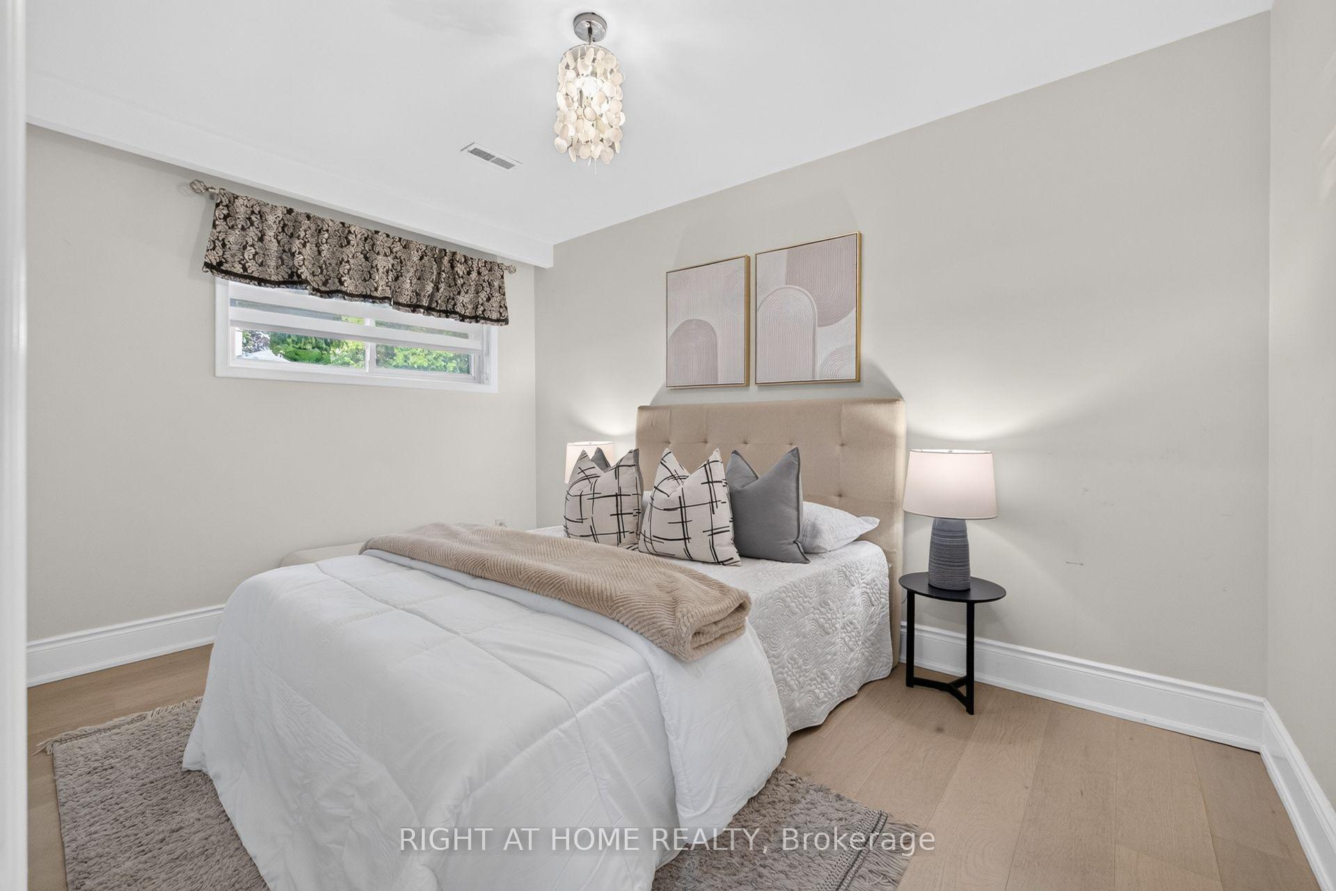 Photo 28 of 534 Rosedale Crescent, Burlington, Roseland — HOMEH