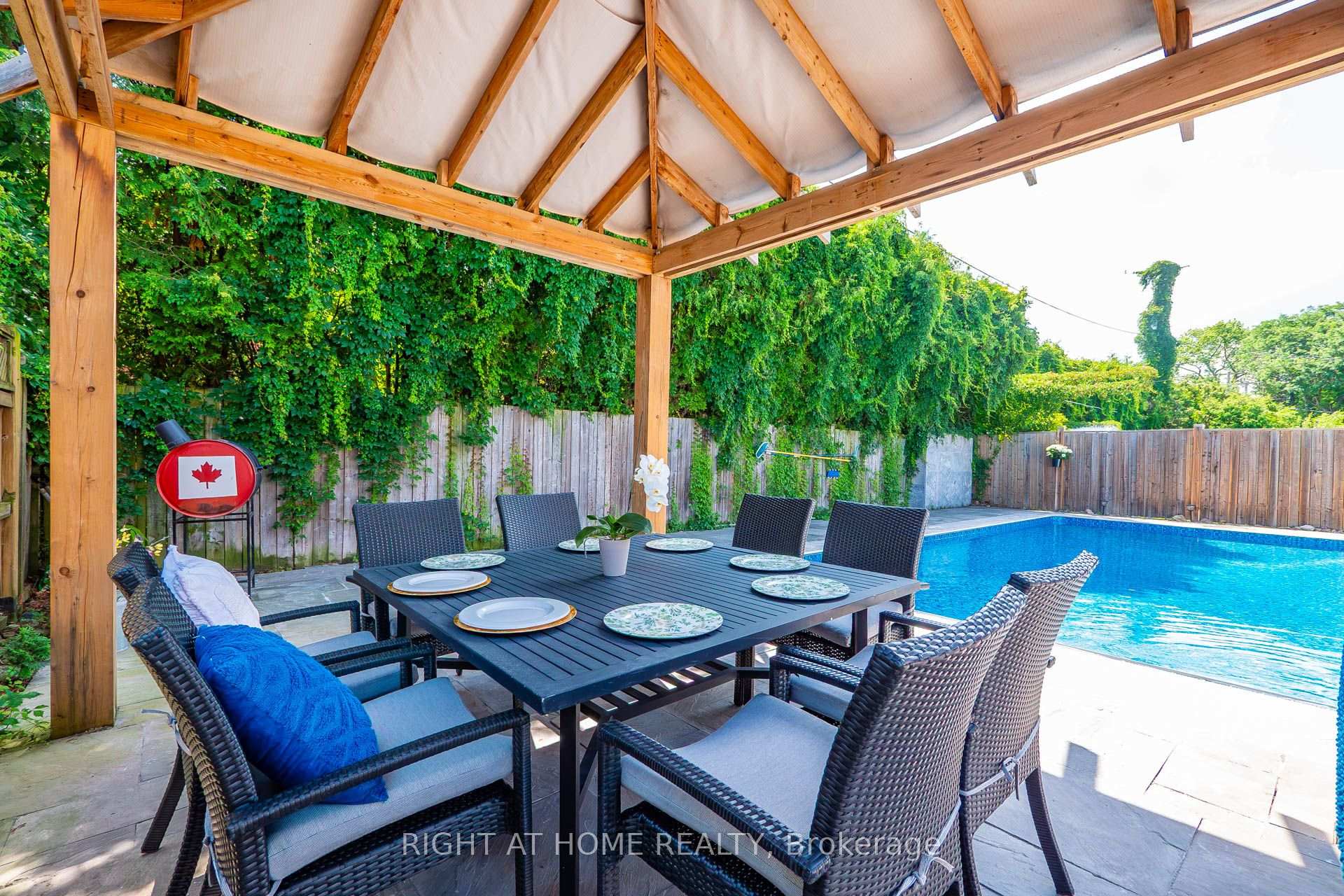 Photo 48 of 534 Rosedale Crescent, Burlington, Roseland — HOMEH