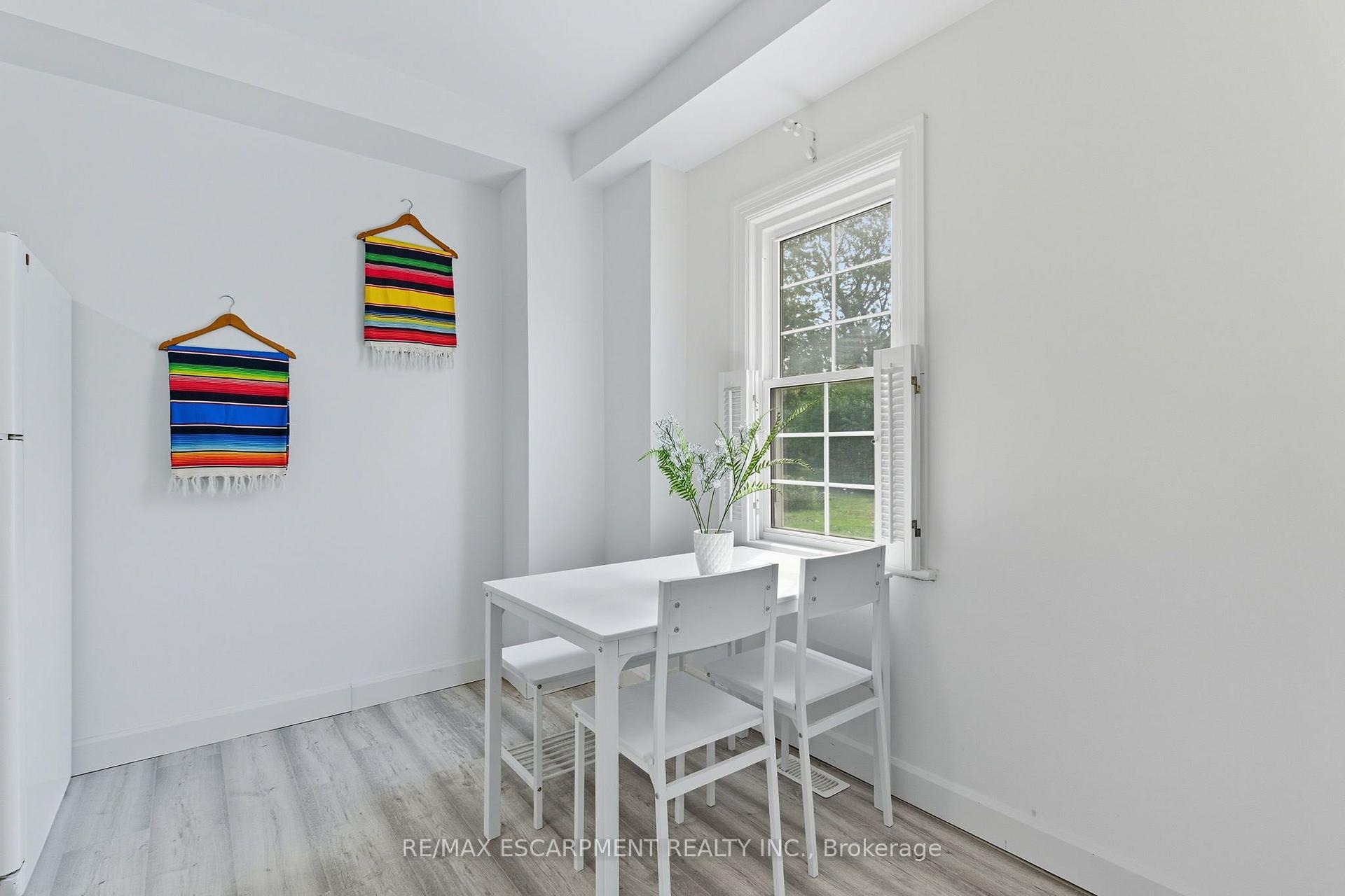Photo 17 of 157 East 5th Street, Hamilton, Centremount — HOMEH