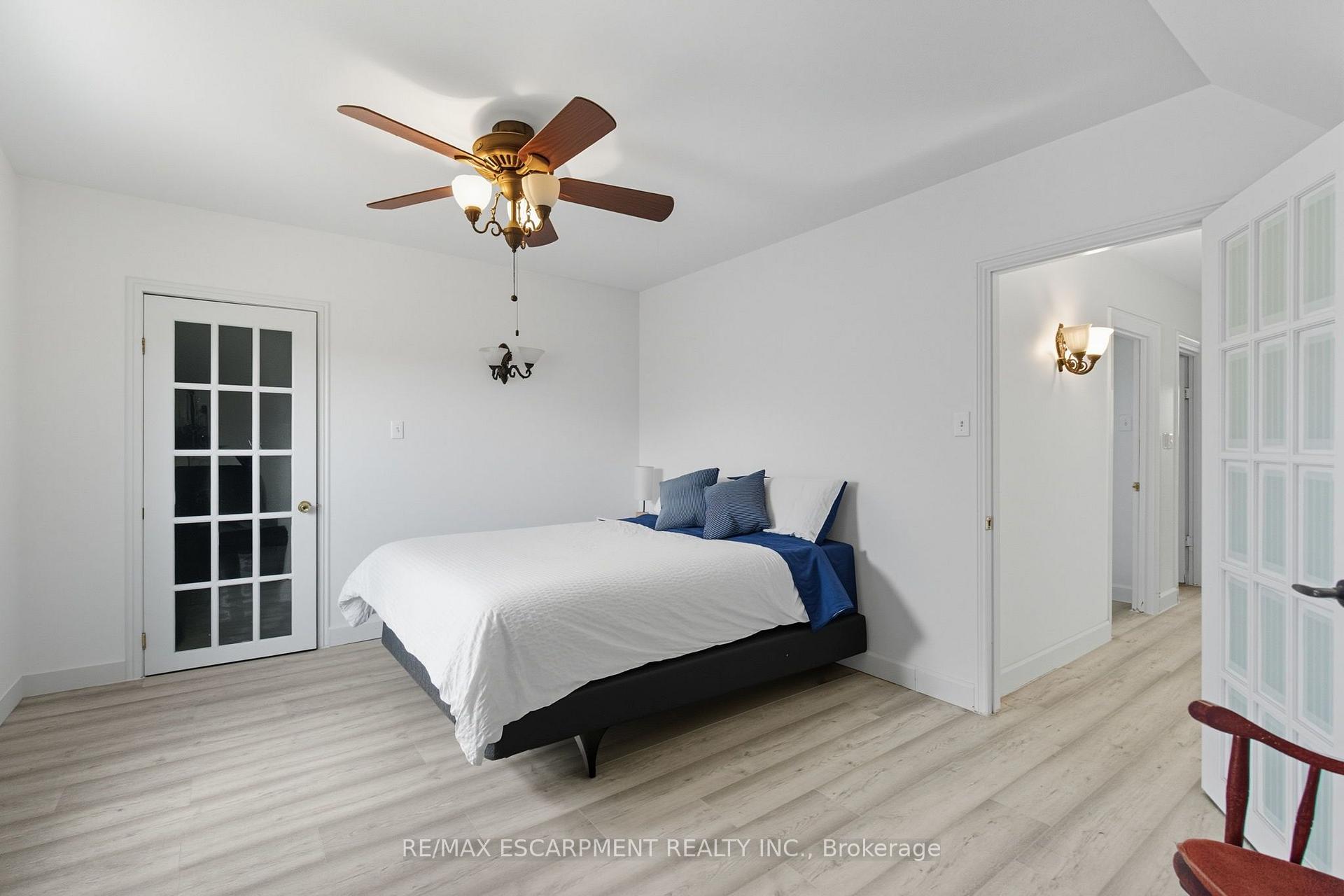 Photo 35 of 157 East 5th Street, Hamilton, Centremount — HOMEH