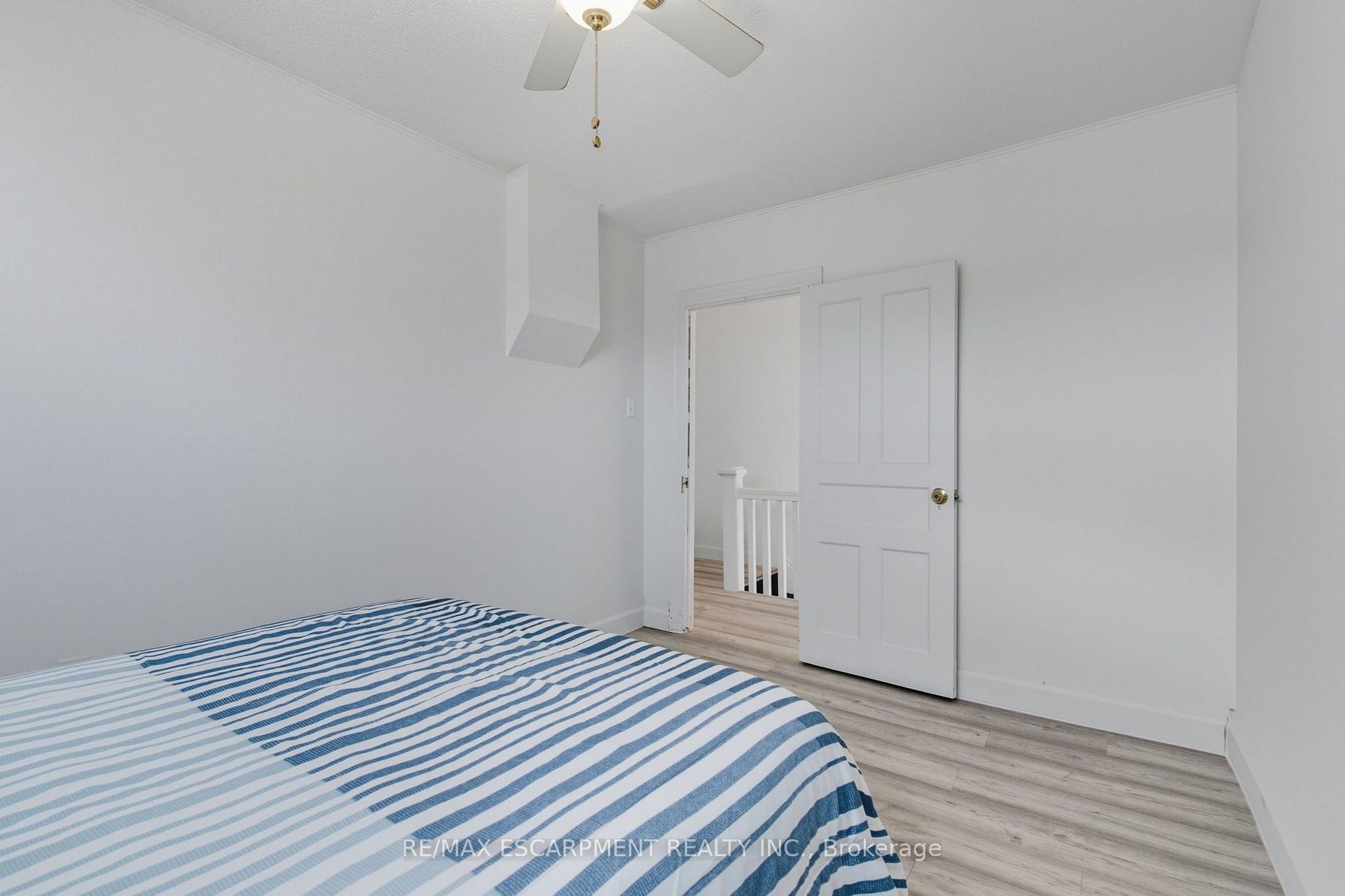 Photo 36 of 157 East 5th Street, Hamilton, Centremount — HOMEH
