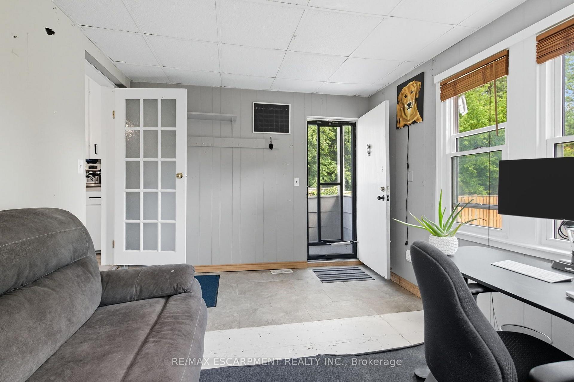 Photo 39 of 157 East 5th Street, Hamilton, Centremount — HOMEH