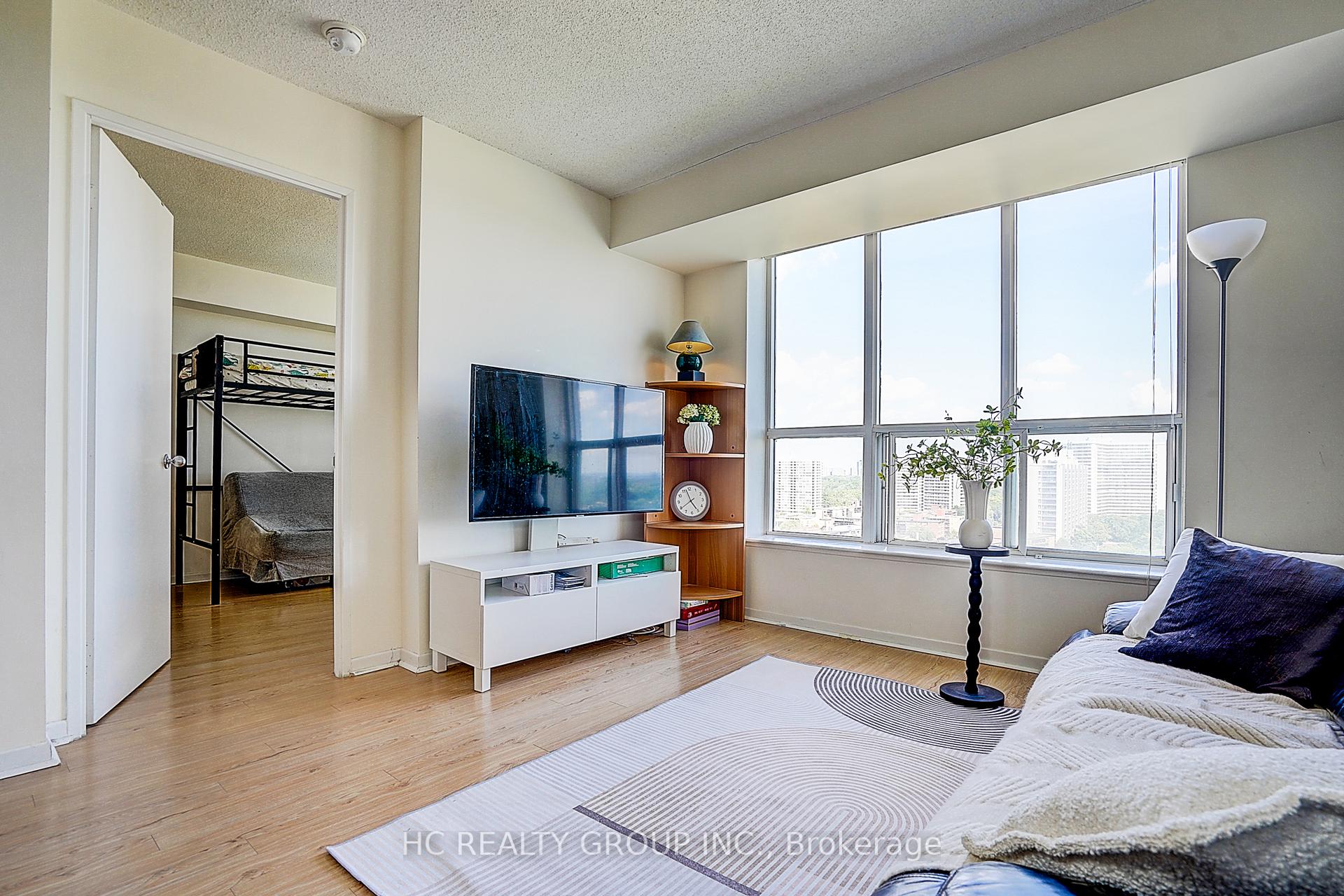 Photo 6 of Unit 1602, 21 Overlea Boulevard, Toronto, Thorncliffe Park — HOMEH