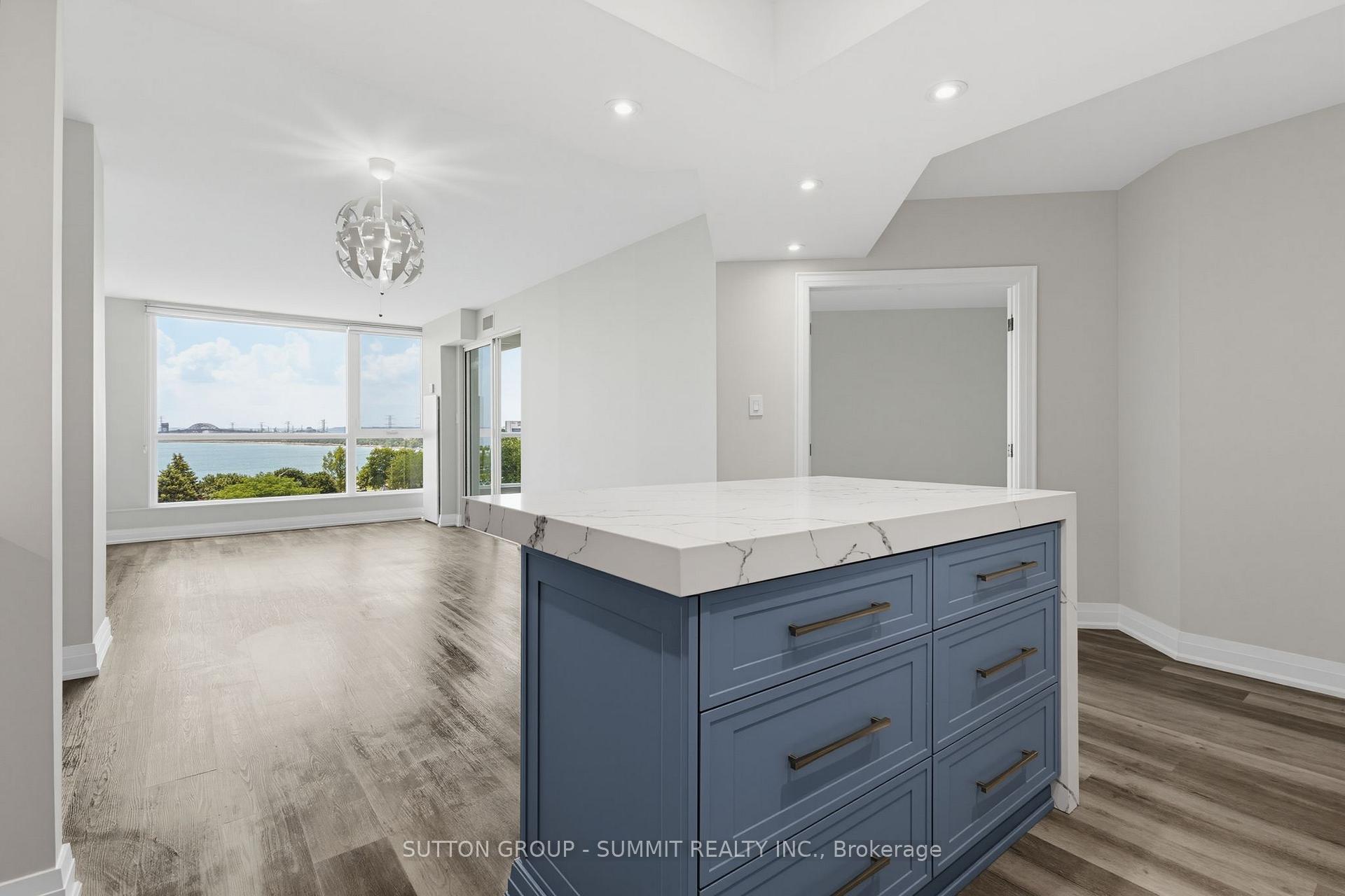 Photo 15 of Unit 602, 415 Locust Street, Burlington, Brant — HOMEH