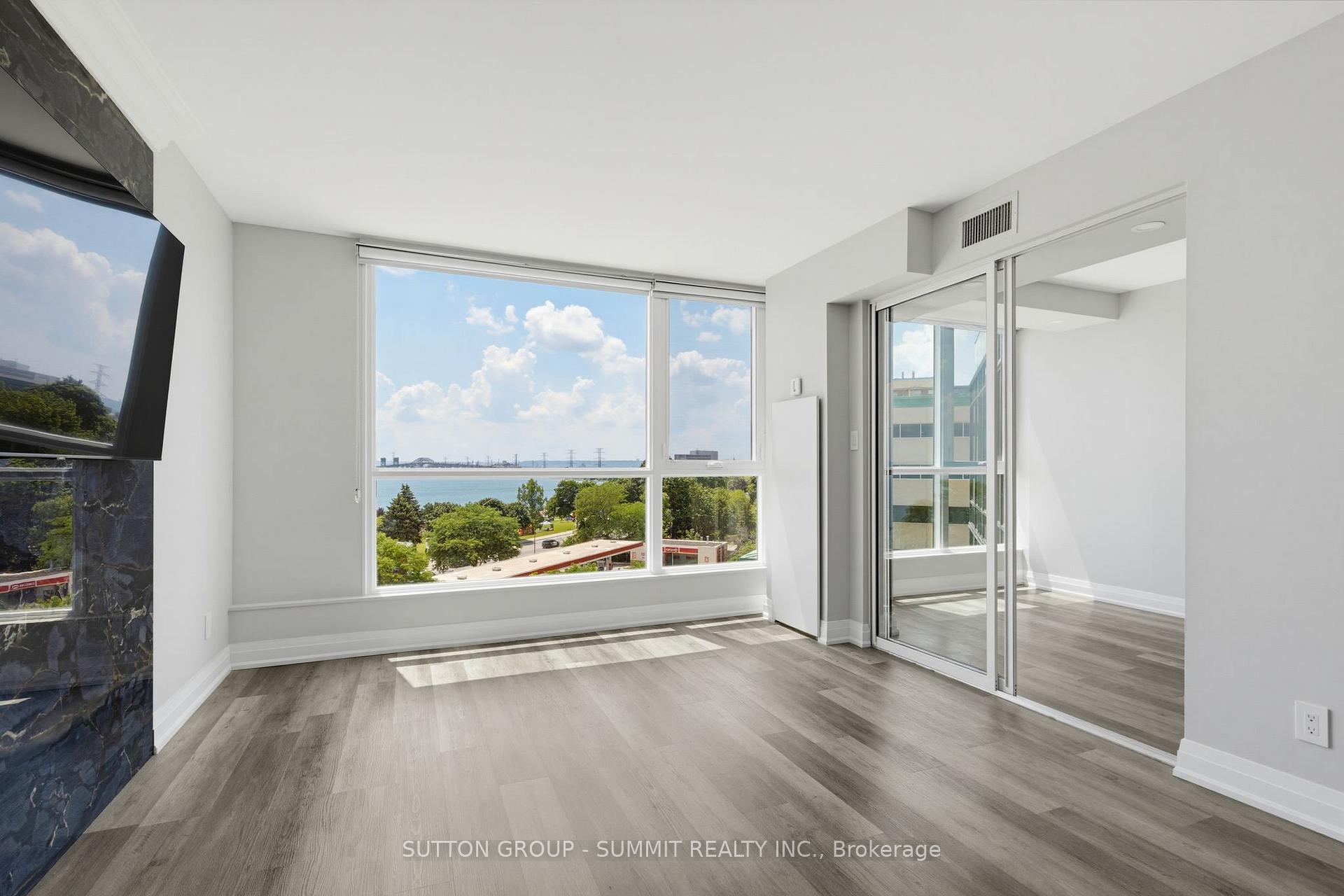 Photo 21 of Unit 602, 415 Locust Street, Burlington, Brant — HOMEH