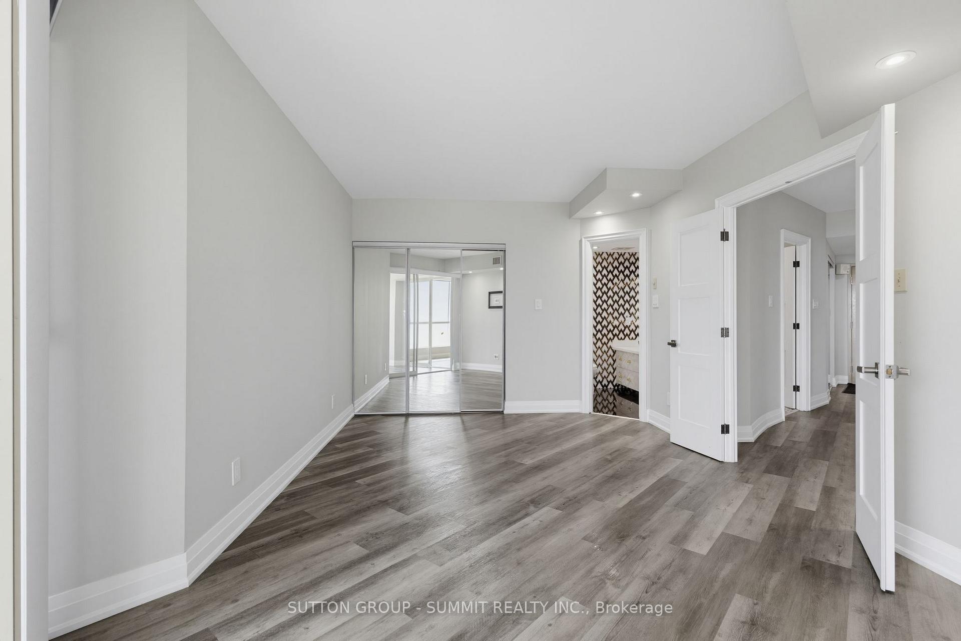 Photo 27 of Unit 602, 415 Locust Street, Burlington, Brant — HOMEH