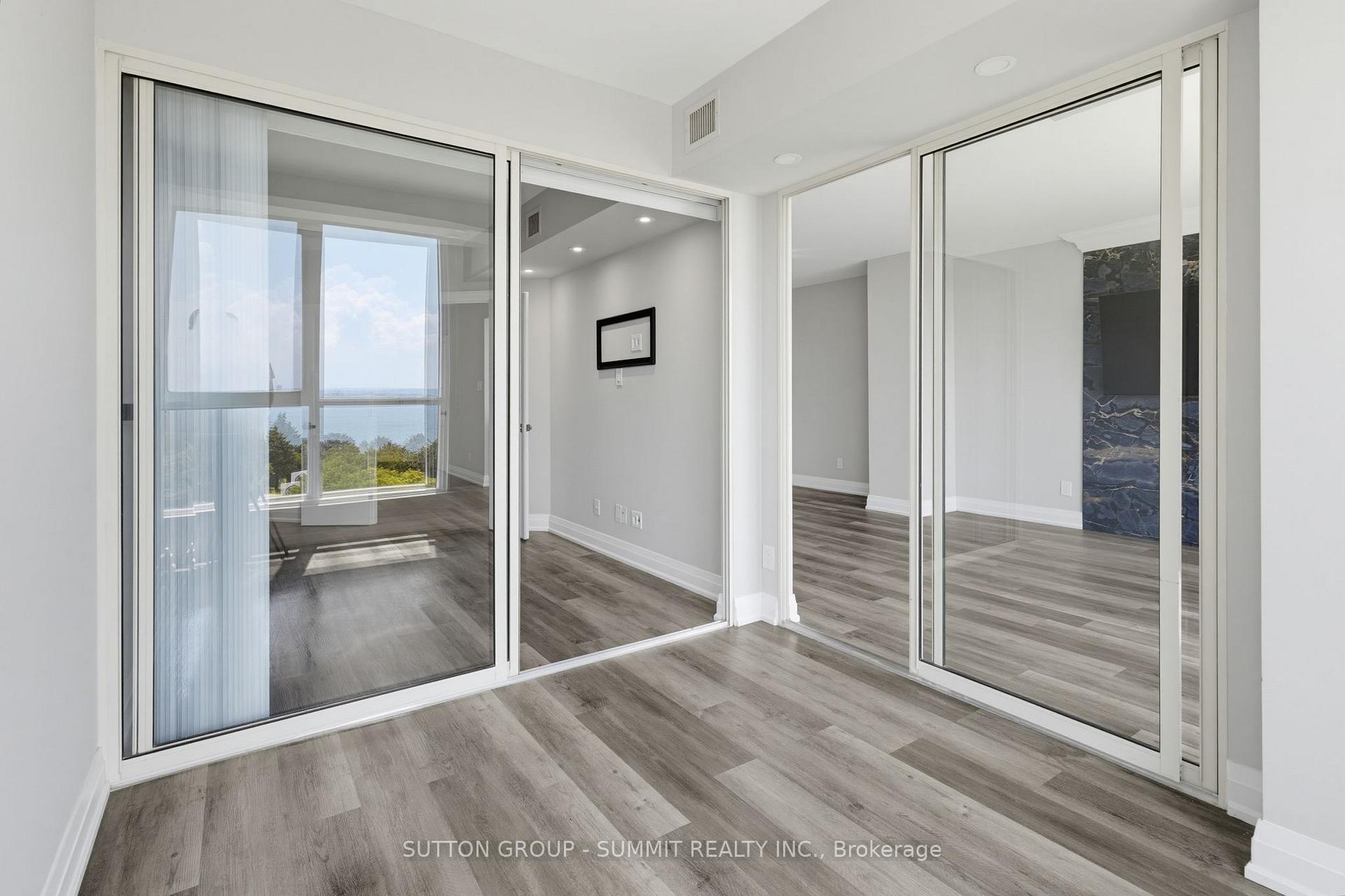 Photo 30 of Unit 602, 415 Locust Street, Burlington, Brant — HOMEH