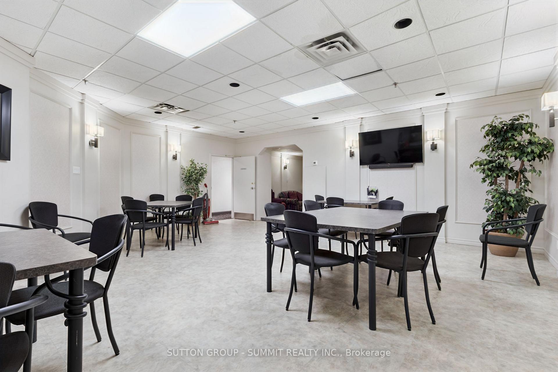 Photo 42 of Unit 602, 415 Locust Street, Burlington, Brant — HOMEH