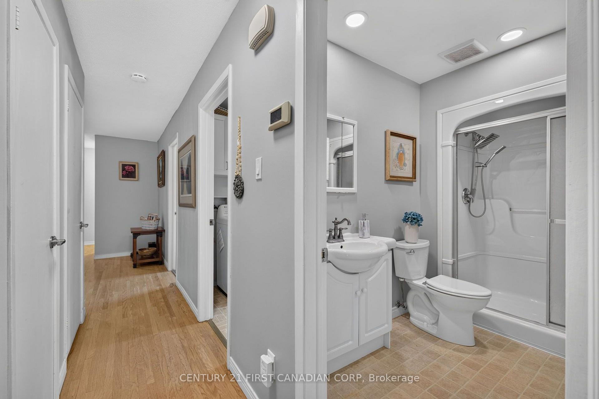Photo 11 of 11 Cornell Crescent, London, East I — HOMEH