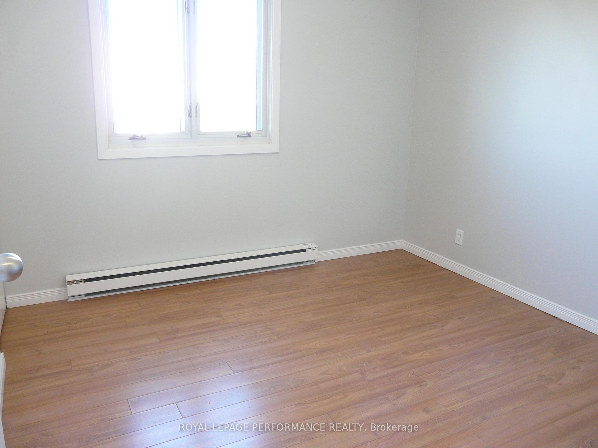 Photo 11 of Unit 907, 158A Mcarthur Avenue, Ottawa, Vanier — HOMEH