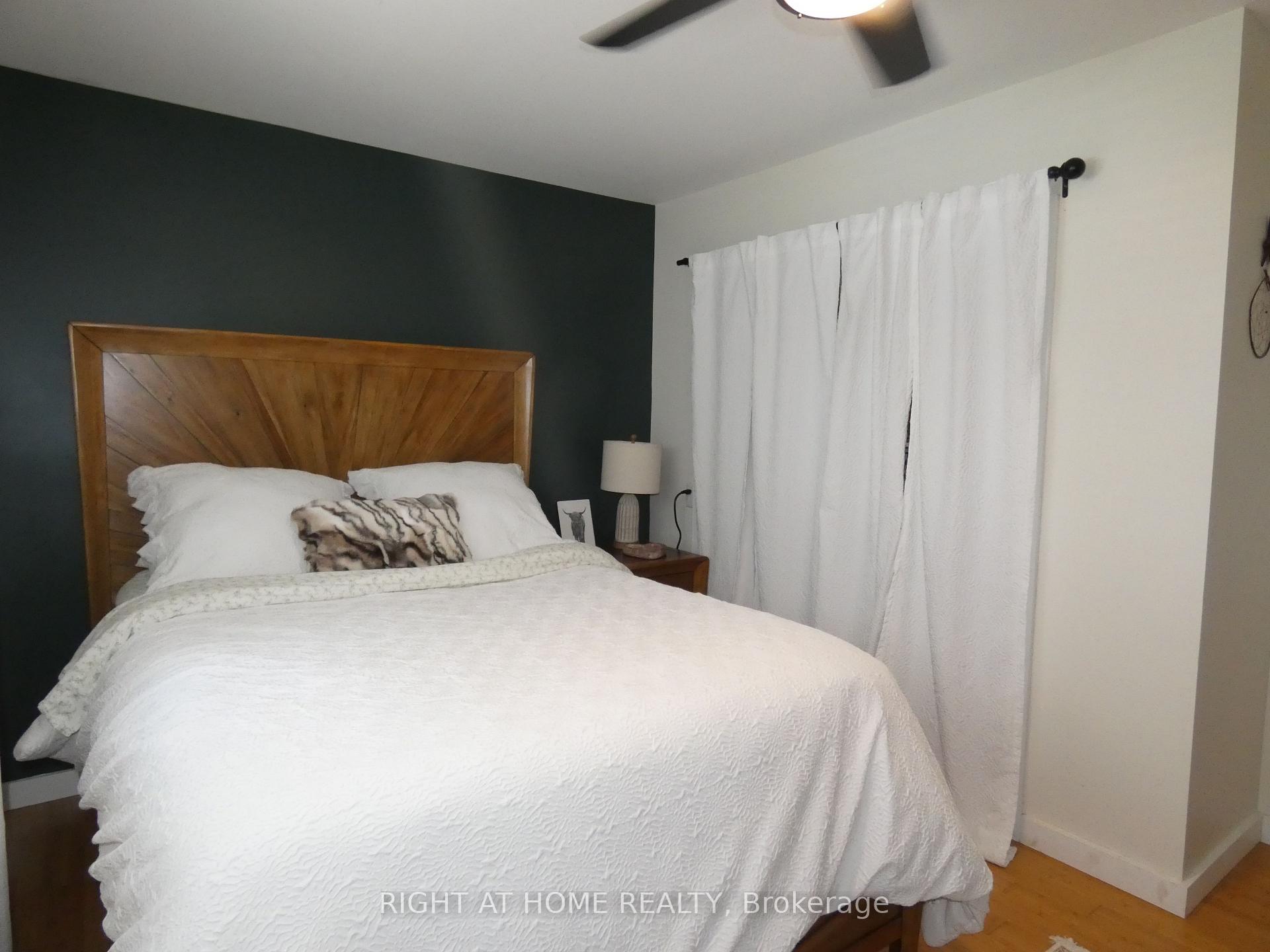 Photo 8 of 407 King Street, West Nipissing, Sturgeon Falls — HOMEH