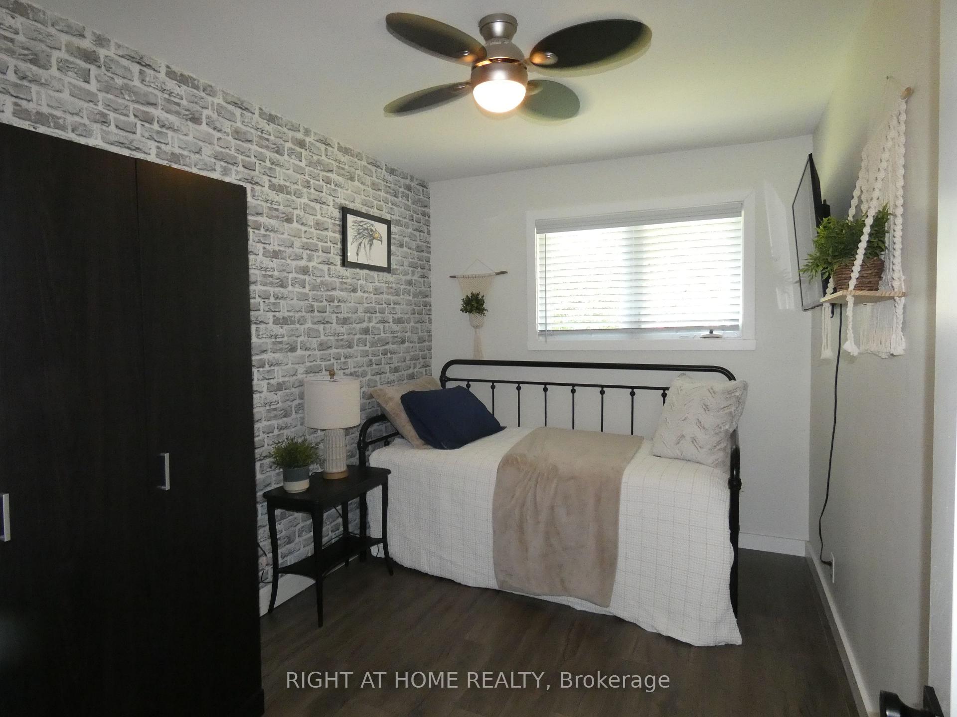Photo 10 of 407 King Street, West Nipissing, Sturgeon Falls — HOMEH