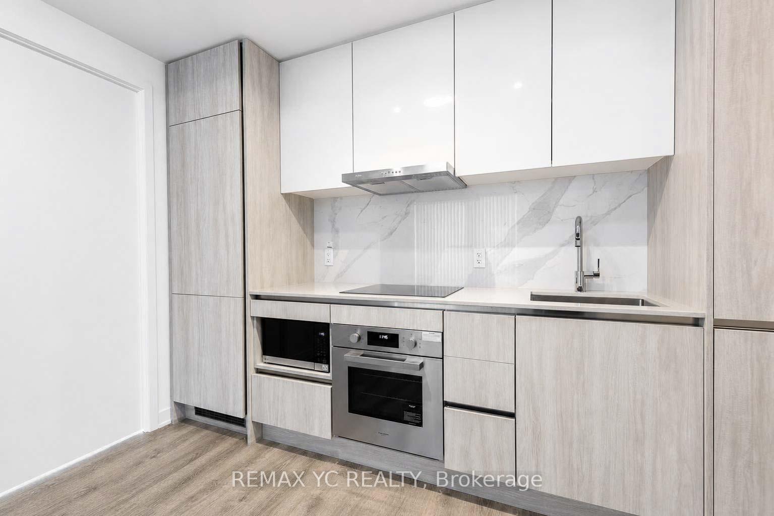 Photo 5 of Unit 2212, 180 Front Street E, Toronto, Moss Park — HOMEH