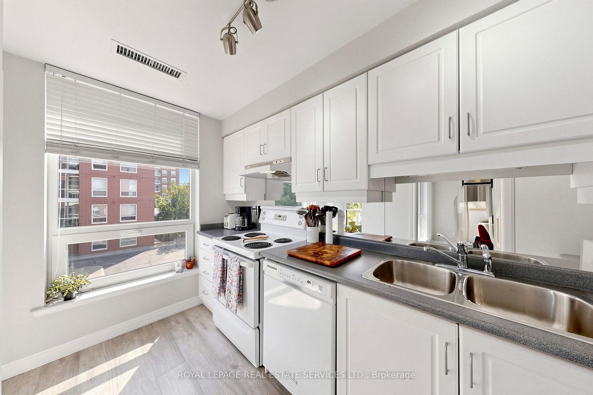 Photo 14 of Unit 306, 60 Old Mill Road, Oakville, Old Oakville — HOMEH