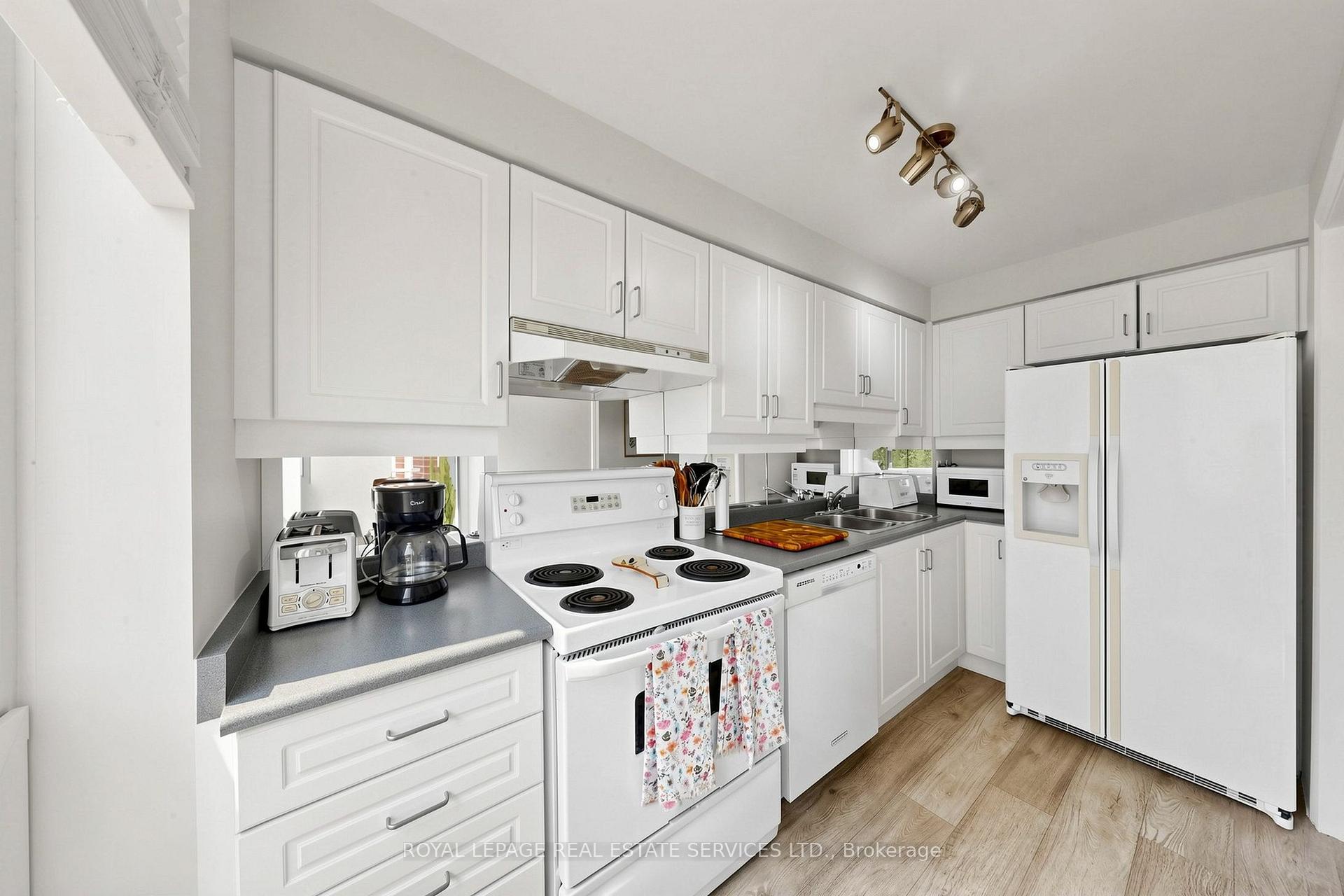 Photo 16 of Unit 306, 60 Old Mill Road, Oakville, Old Oakville — HOMEH