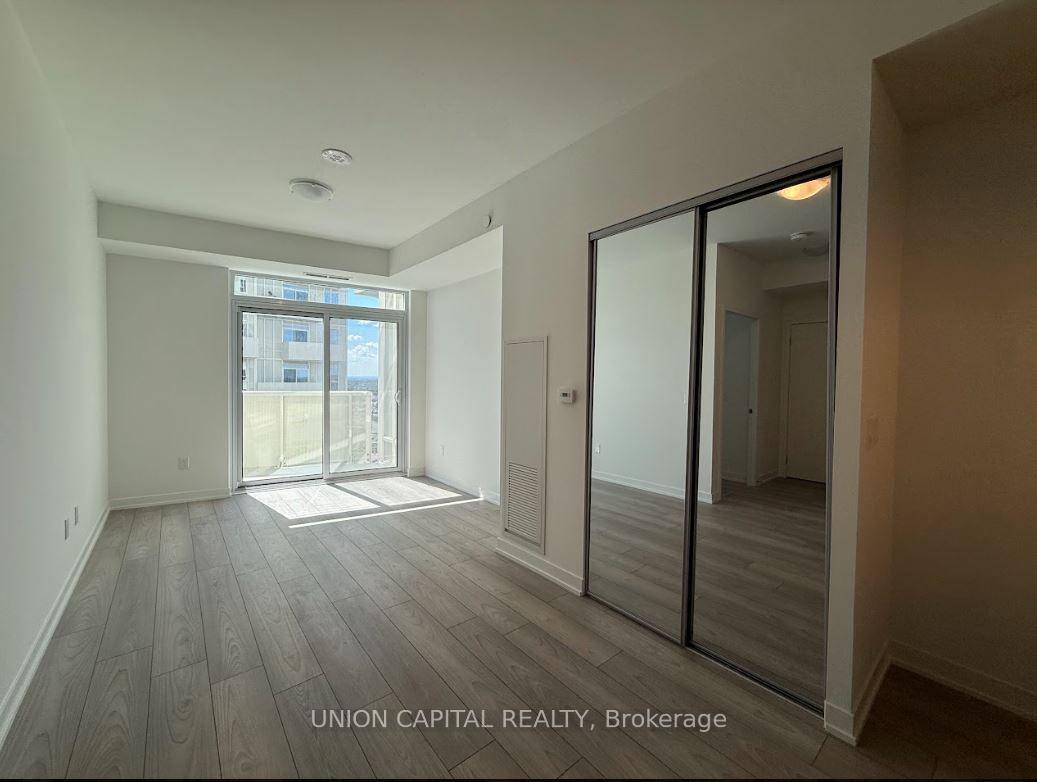 Photo 8 of Unit 1701, 474 Caldari Road, Vaughan, Concord — HOMEH