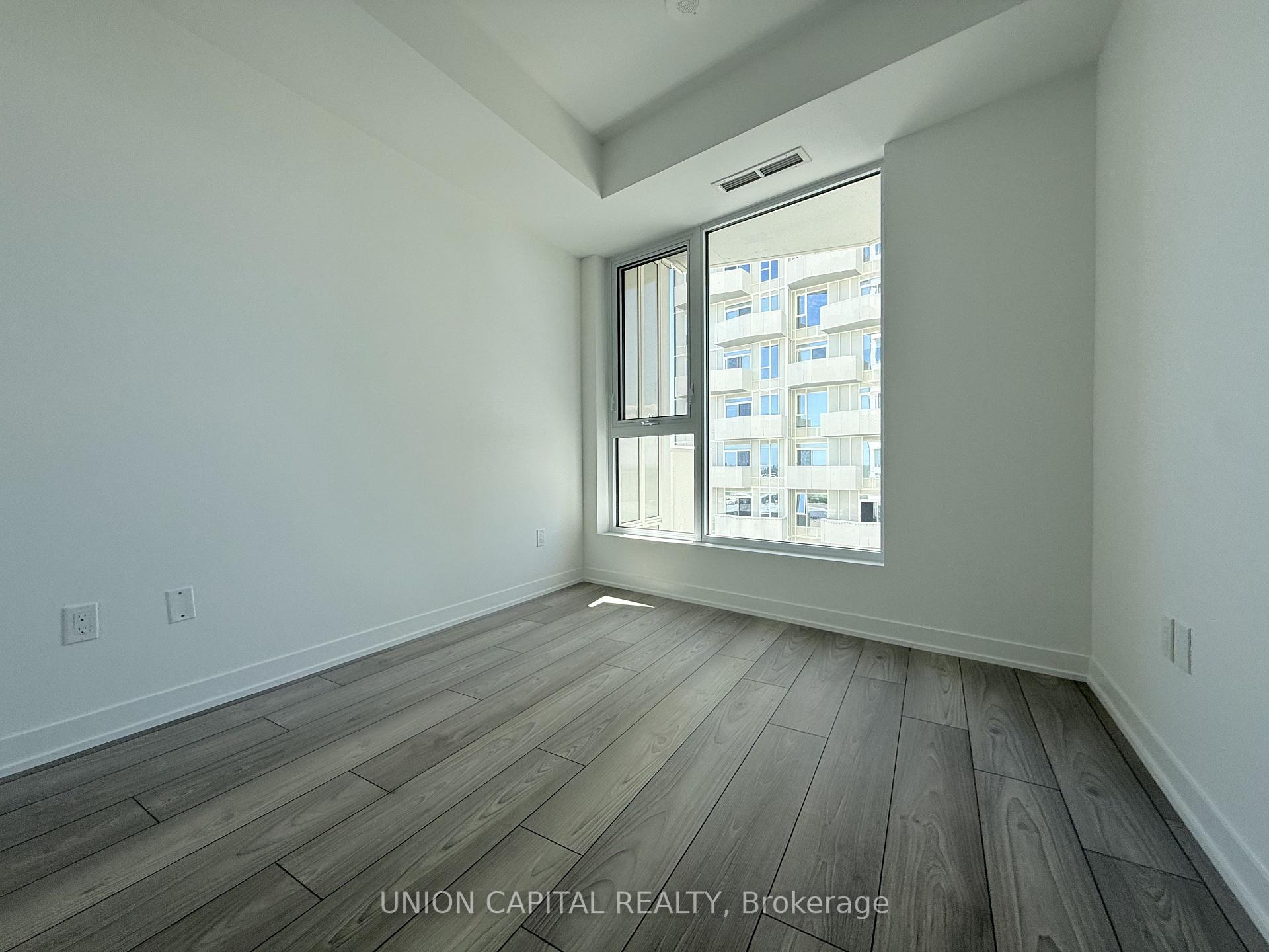 Photo 12 of Unit 1701, 474 Caldari Road, Vaughan, Concord — HOMEH