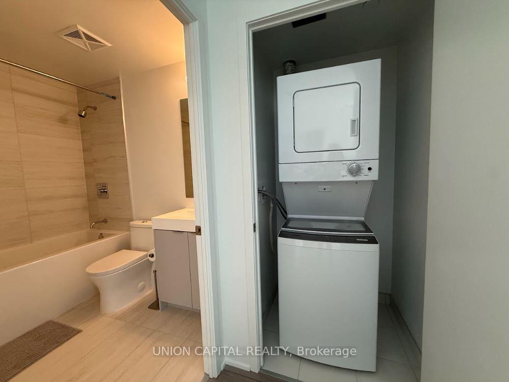 Photo 14 of Unit 1701, 474 Caldari Road, Vaughan, Concord — HOMEH