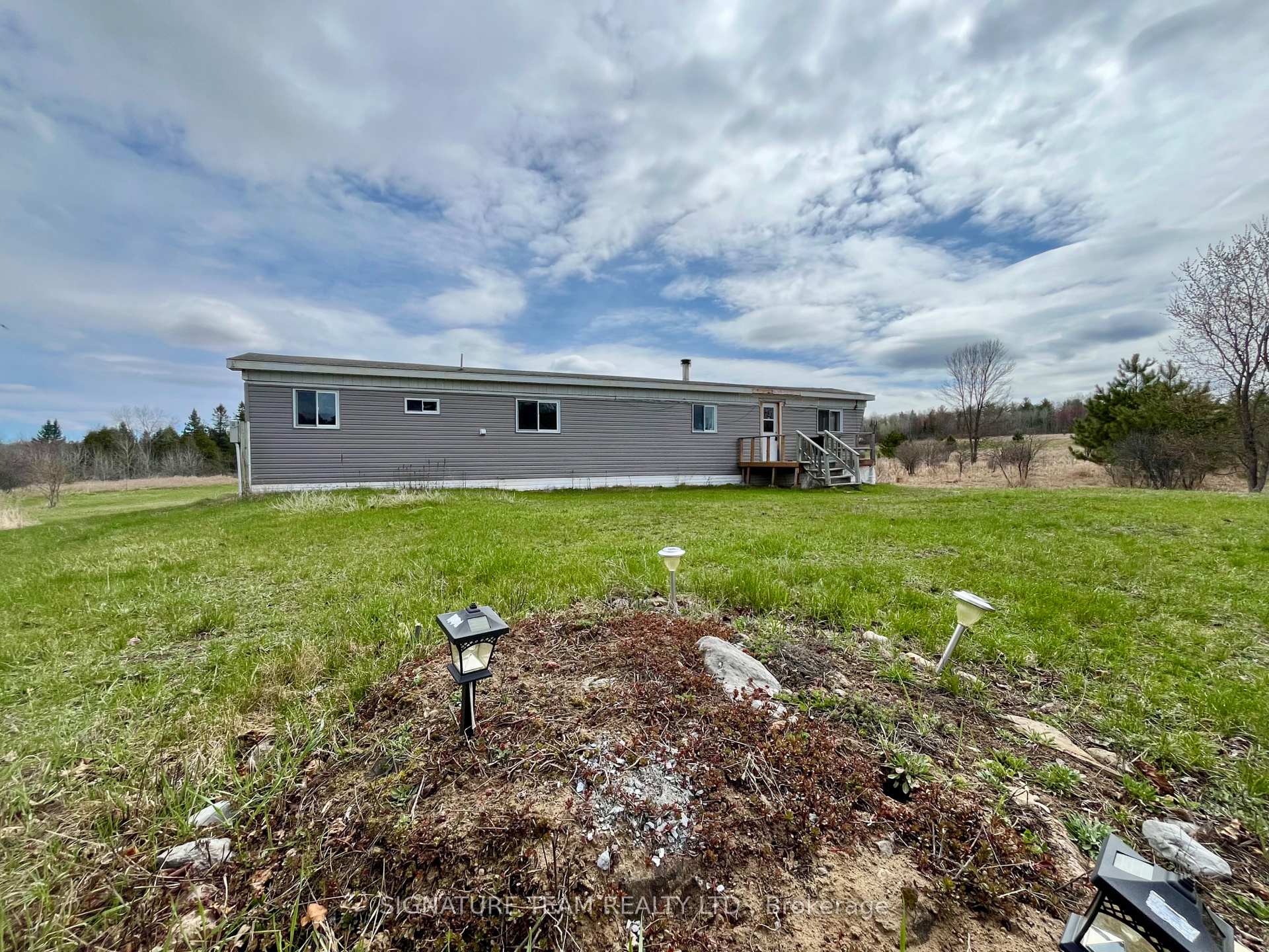 Photo of 3092 Scotch Bush Road