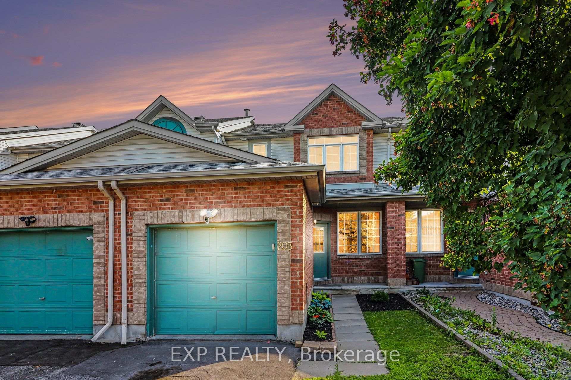 Front of 203 Duntroon Circle