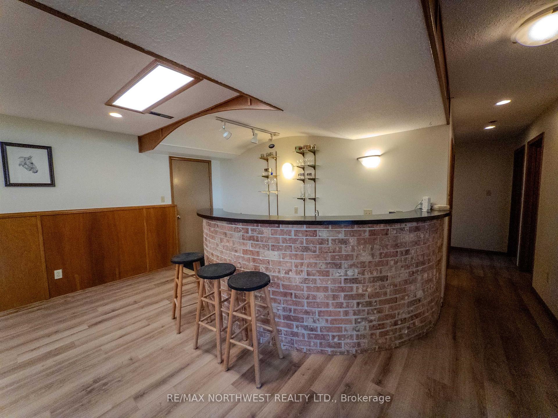 Photo 29 of 527 Second Street South, Kenora, Central — HOMEH