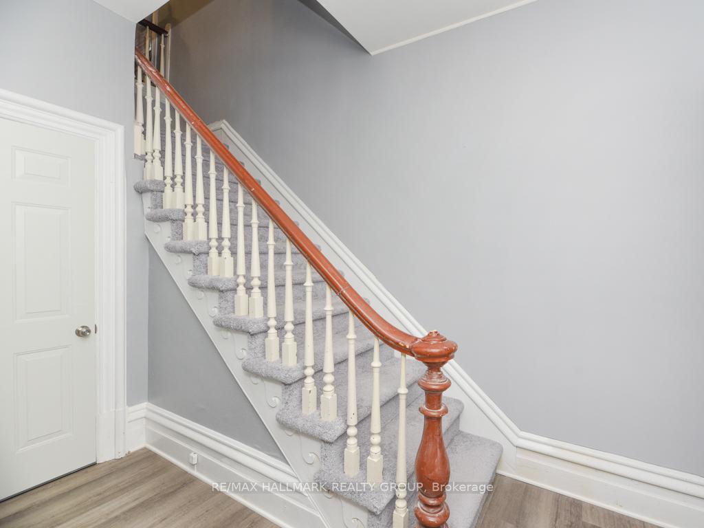 Photo 5 of 419 Besserer Street, Ottawa, Sandy Hill — HOMEH
