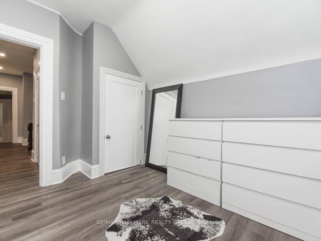 Photo 17 of 419 Besserer Street, Ottawa, Sandy Hill — HOMEH