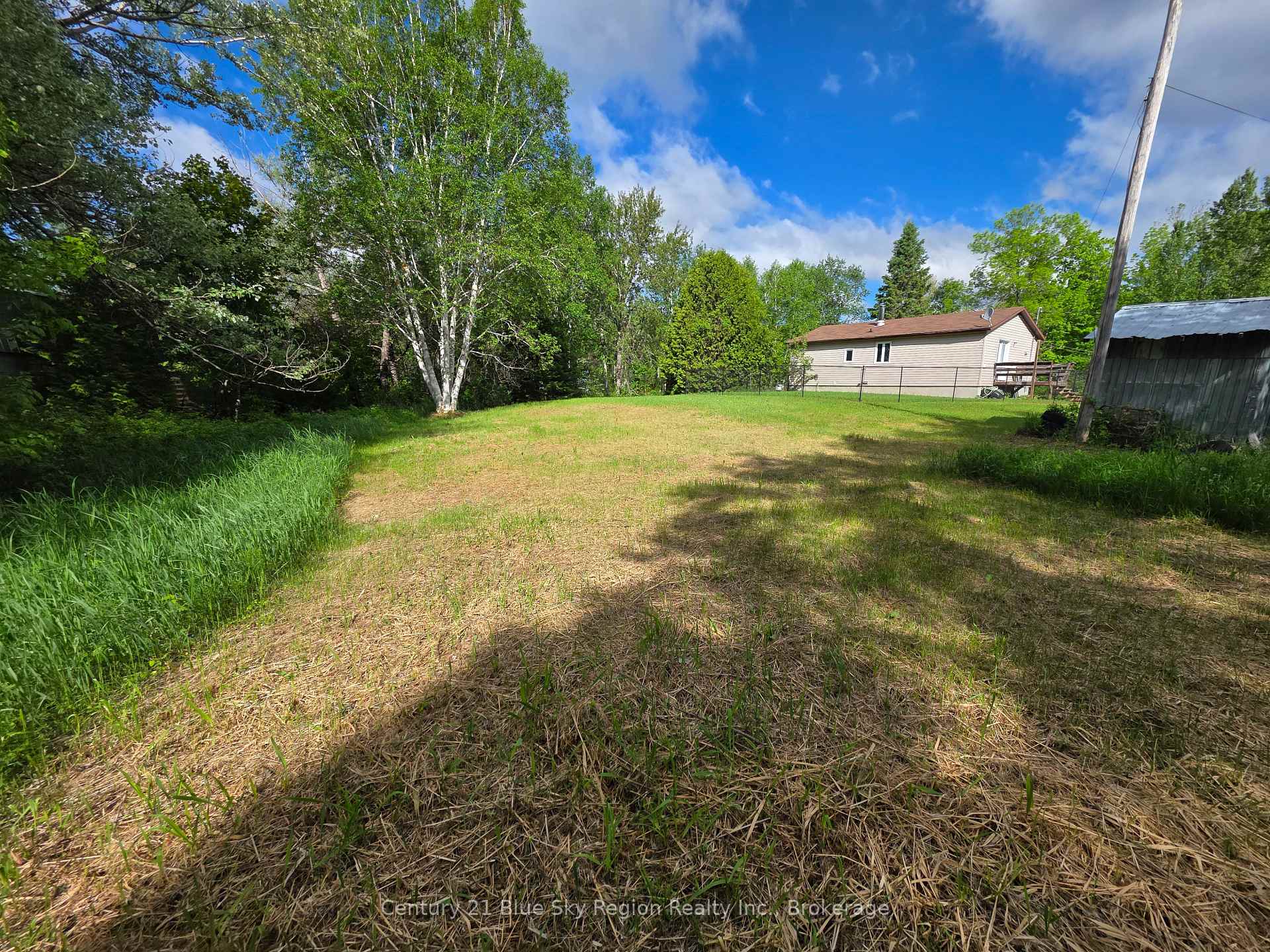 Photo 4 of 20 Stevens Road, West Nipissing, Sturgeon Falls — HOMEH