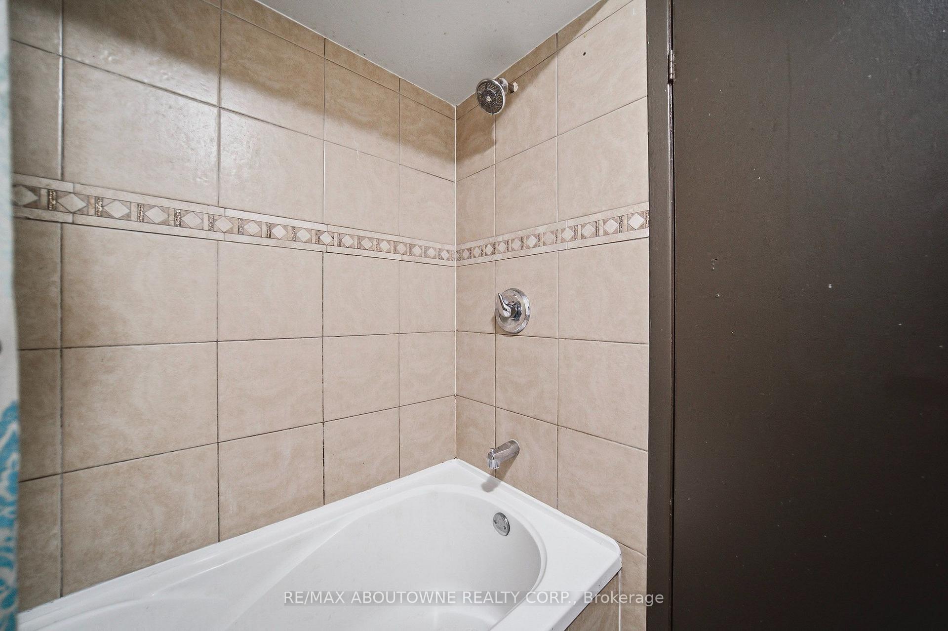 Photo 12 of 34 Seaborn Road, Brampton, Madoc — HOMEH