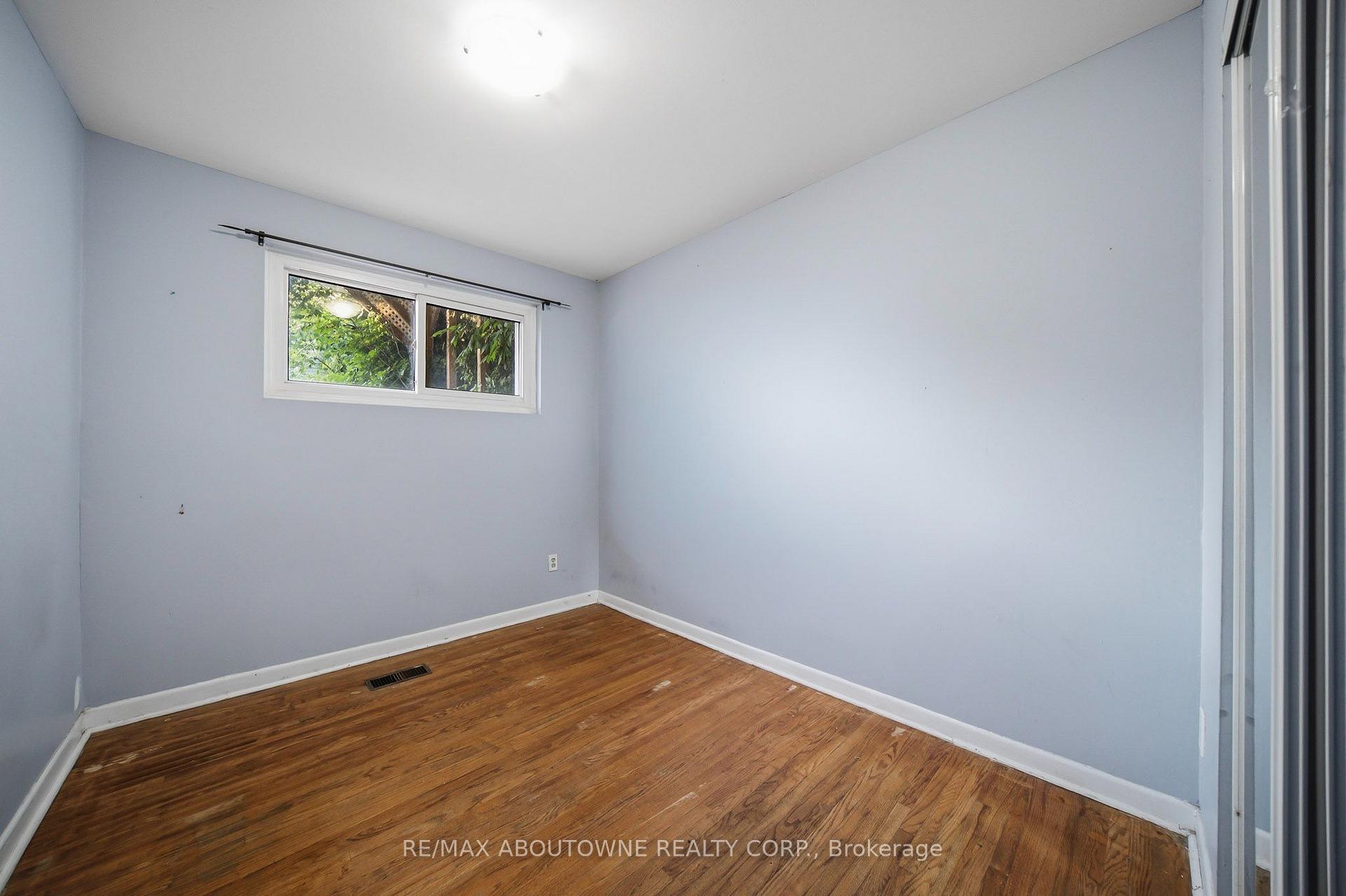 Photo 16 of 34 Seaborn Road, Brampton, Madoc — HOMEH