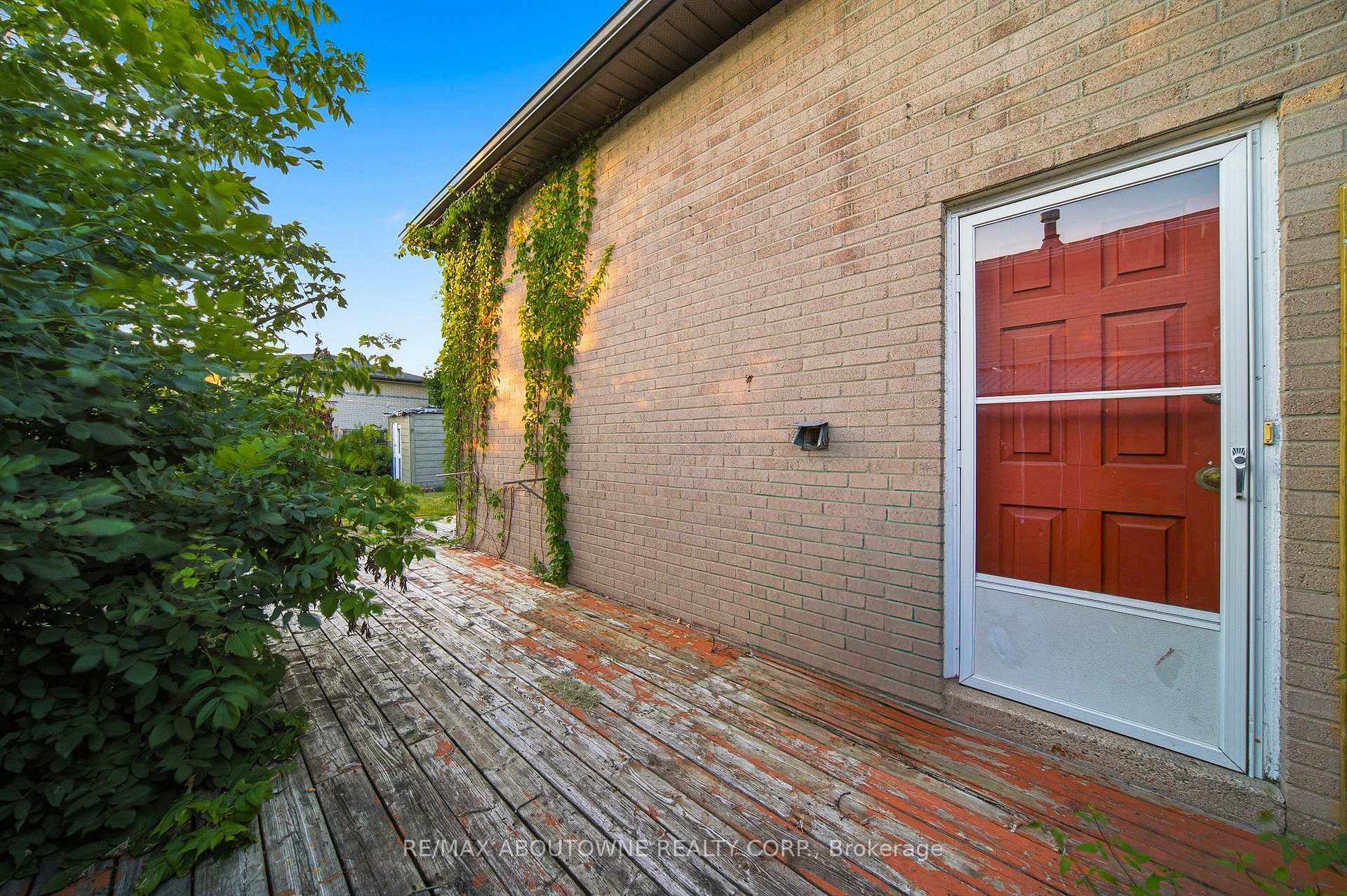 Photo 28 of 34 Seaborn Road, Brampton, Madoc — HOMEH