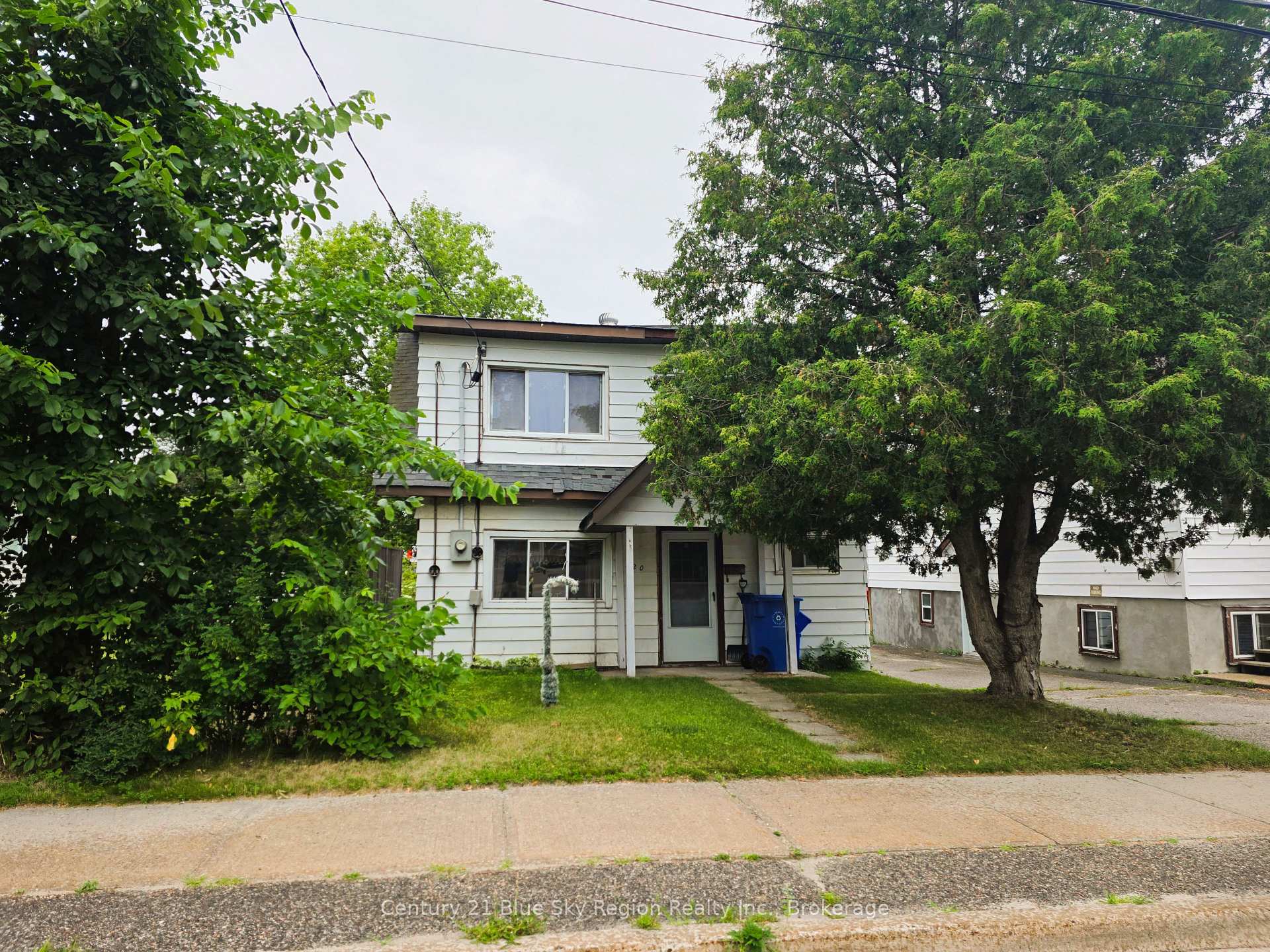 Photo 2 of 220 Chippewa Street W, North Bay, Central — HOMEH