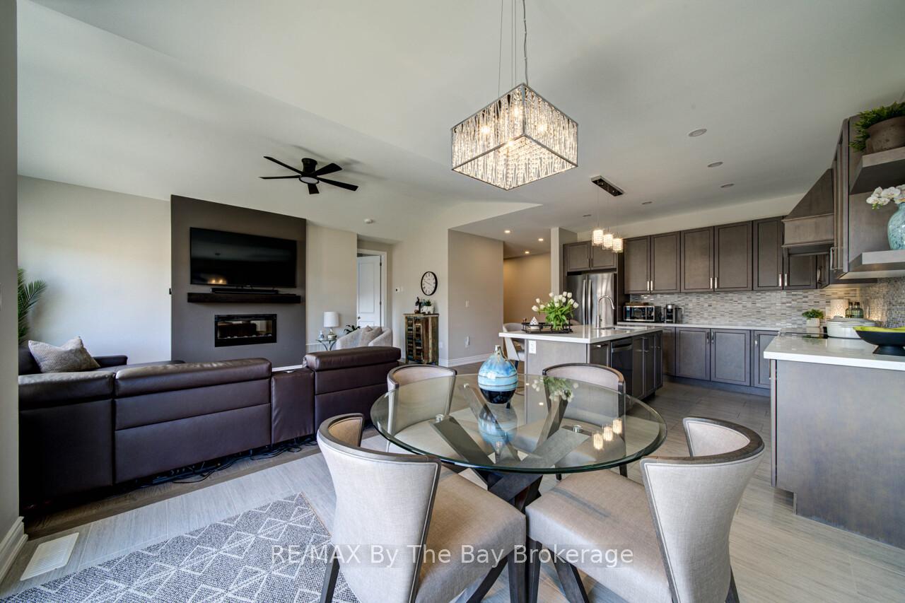 Photo 16 of 194 Mapleside Drive, Wasaga Beach — HOMEH