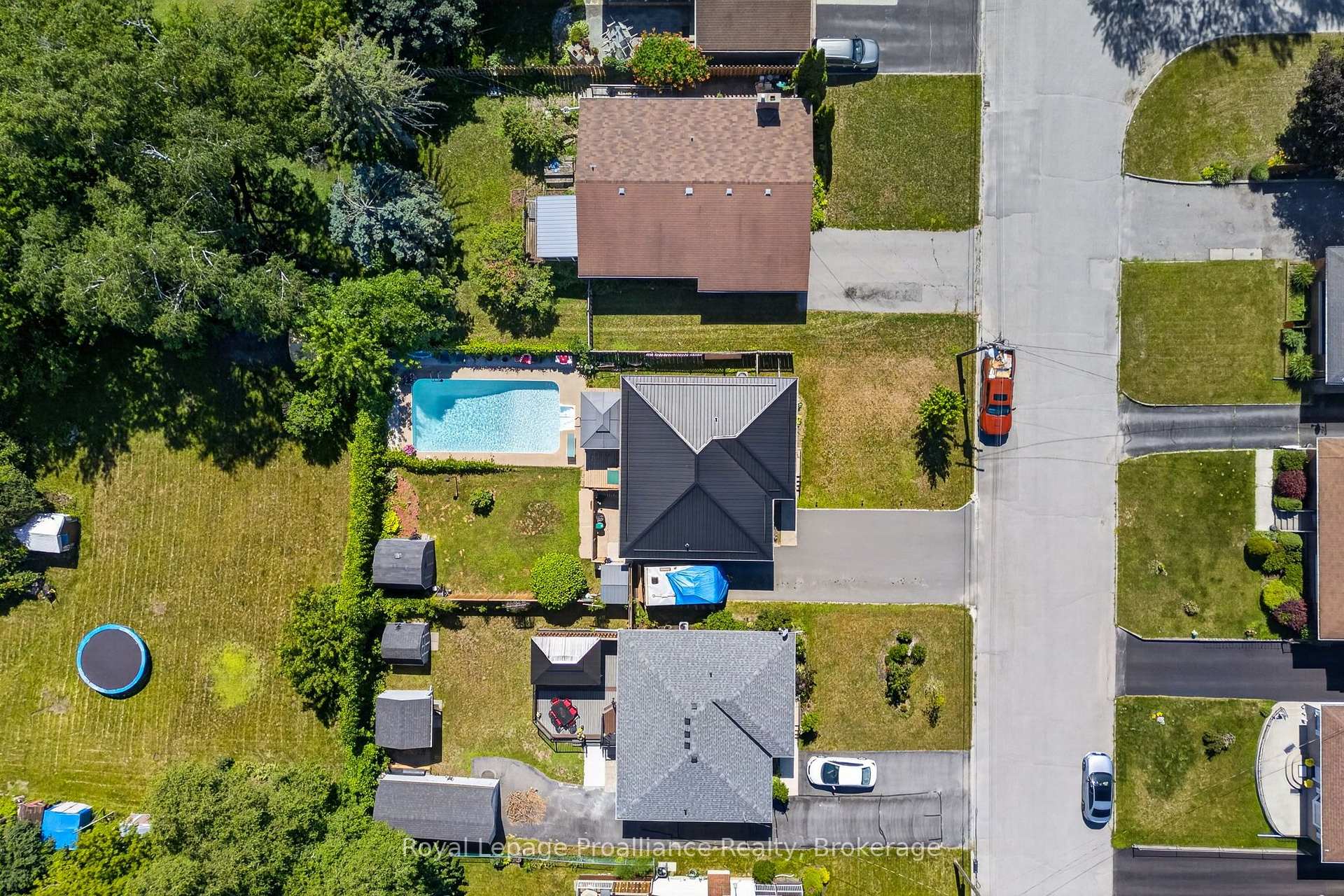 Photo 38 of 81 Crestview Avenue, Belleville, Belleville Ward — HOMEH