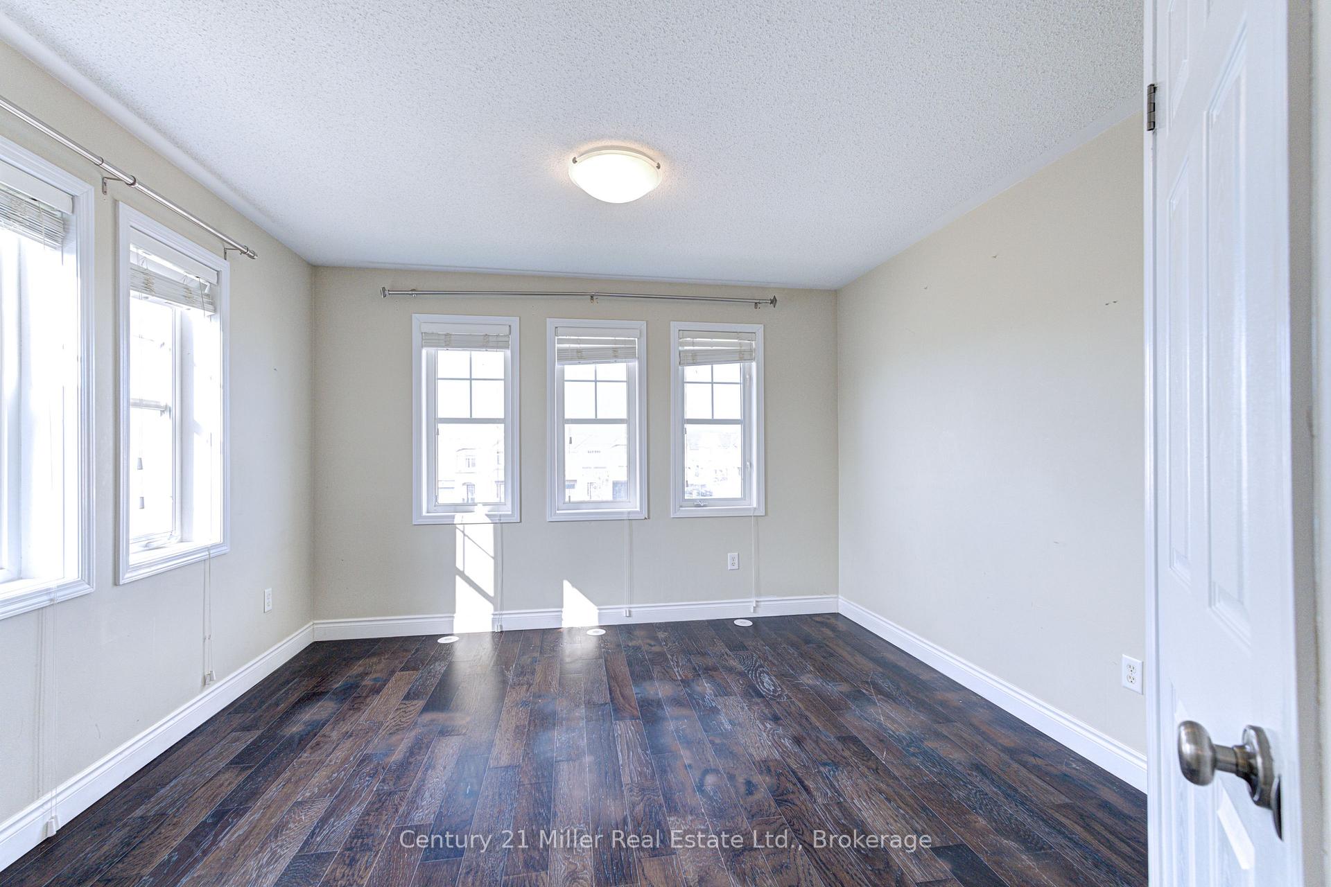 Photo 13 of 3105 Walker's Line, Burlington, Alton — HOMEH