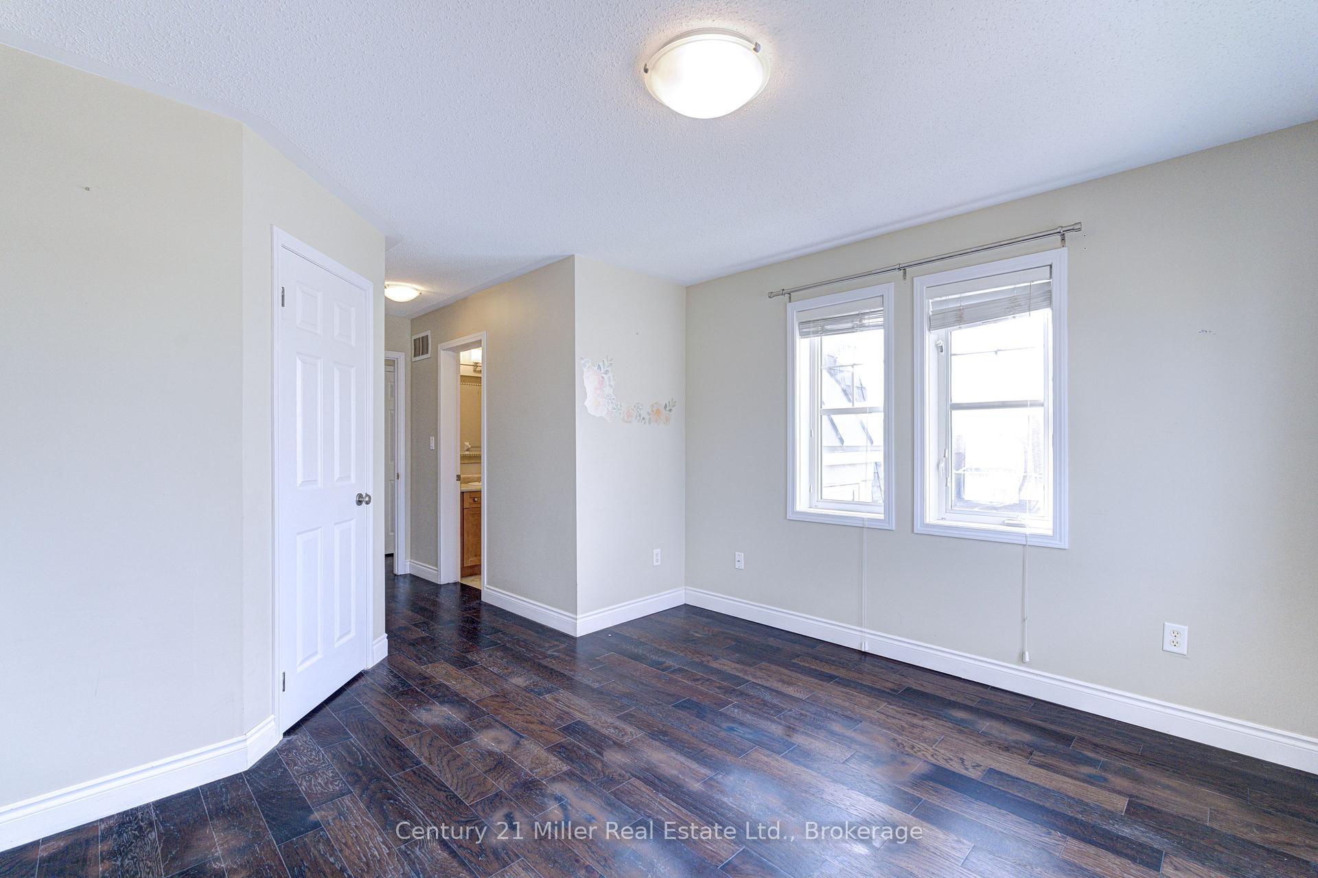 Photo 14 of 3105 Walker's Line, Burlington, Alton — HOMEH