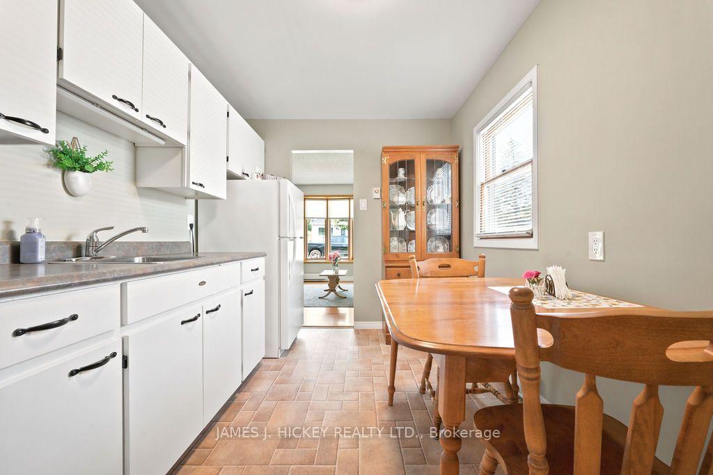 Photo 5 of 15 Summit Street, Deep River, Deep River — HOMEH