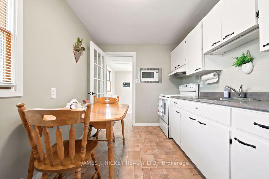 Photo 7 of 15 Summit Street, Deep River, Deep River — HOMEH