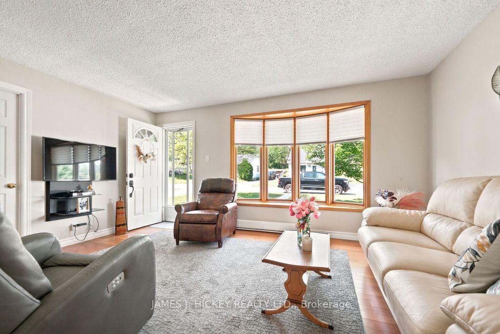 Photo 11 of 15 Summit Street, Deep River, Deep River — HOMEH