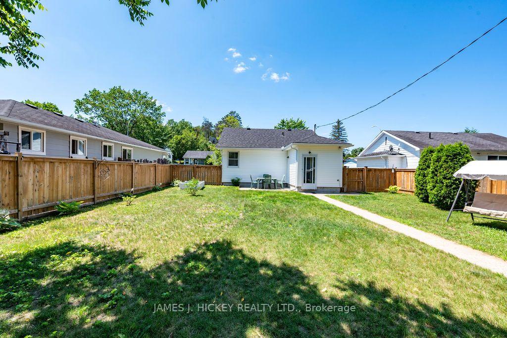 Photo 40 of 15 Summit Street, Deep River, Deep River — HOMEH
