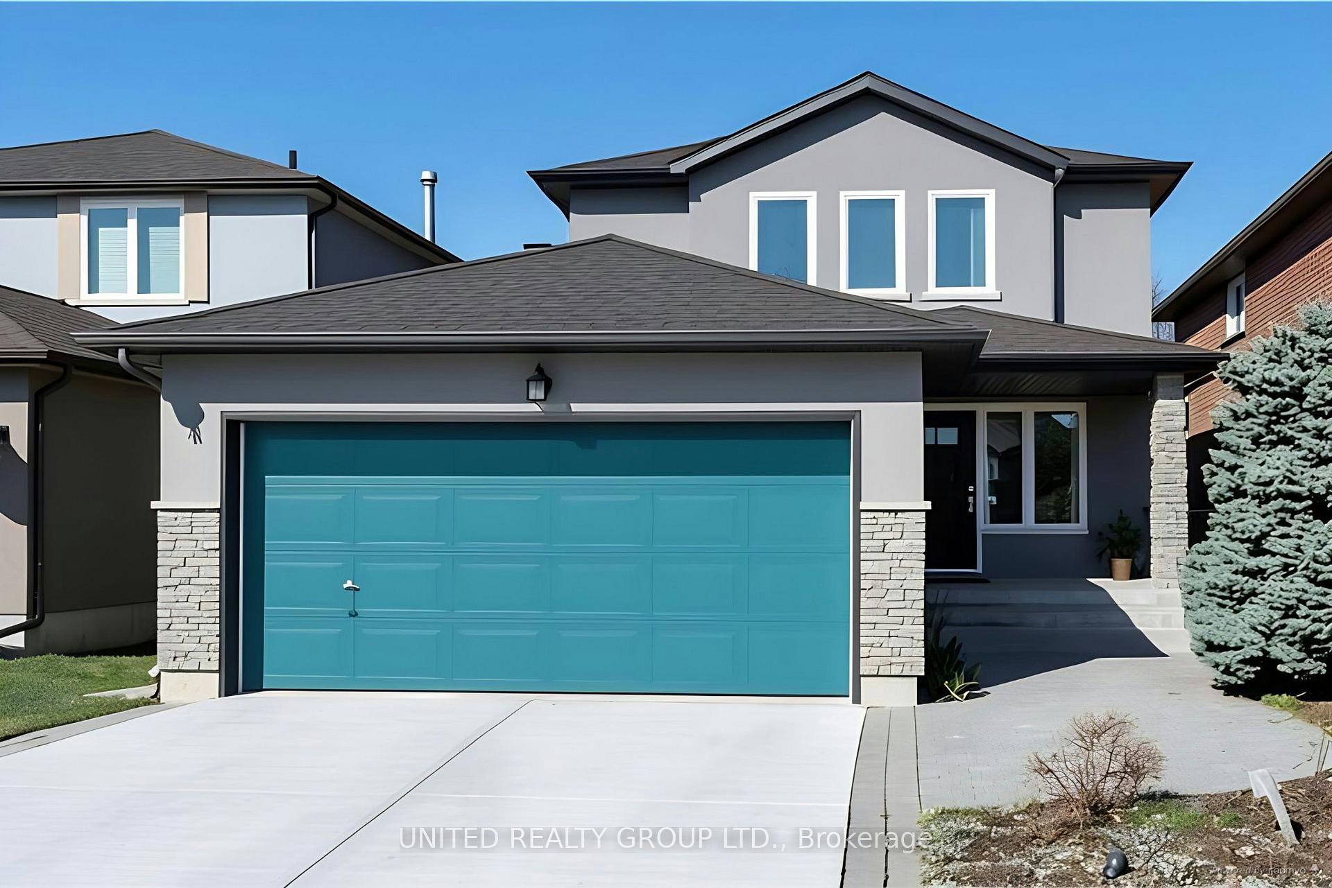 Photo 3 of 91 Governor Crescent, Vaughan, East Woodbridge — HOMEH