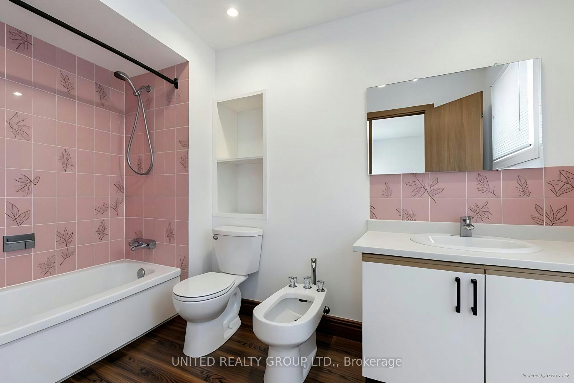 Photo 10 of 91 Governor Crescent, Vaughan, East Woodbridge — HOMEH